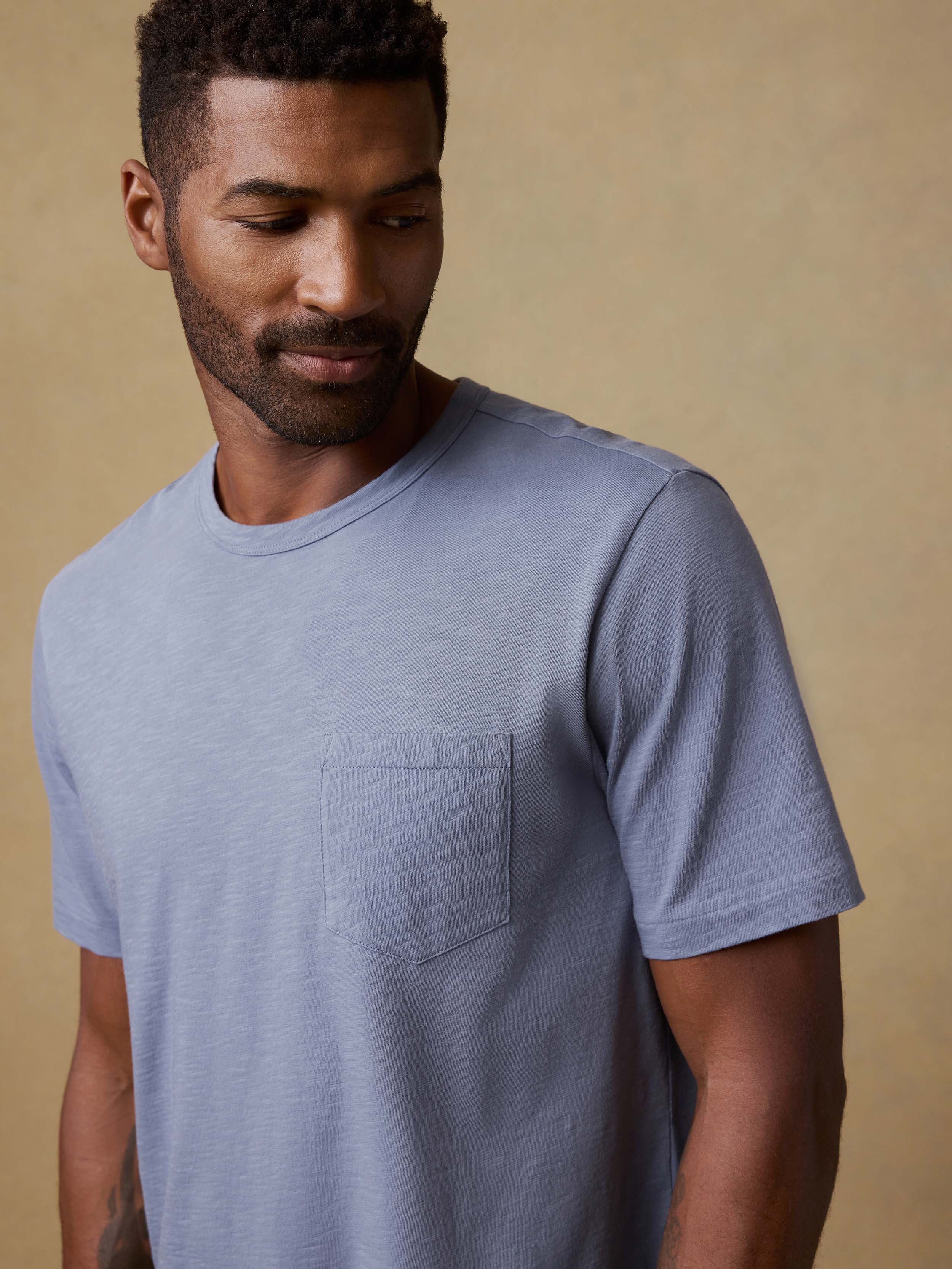 Sunwashed Regenerative Pocket Tee - Flint | Faherty Brand