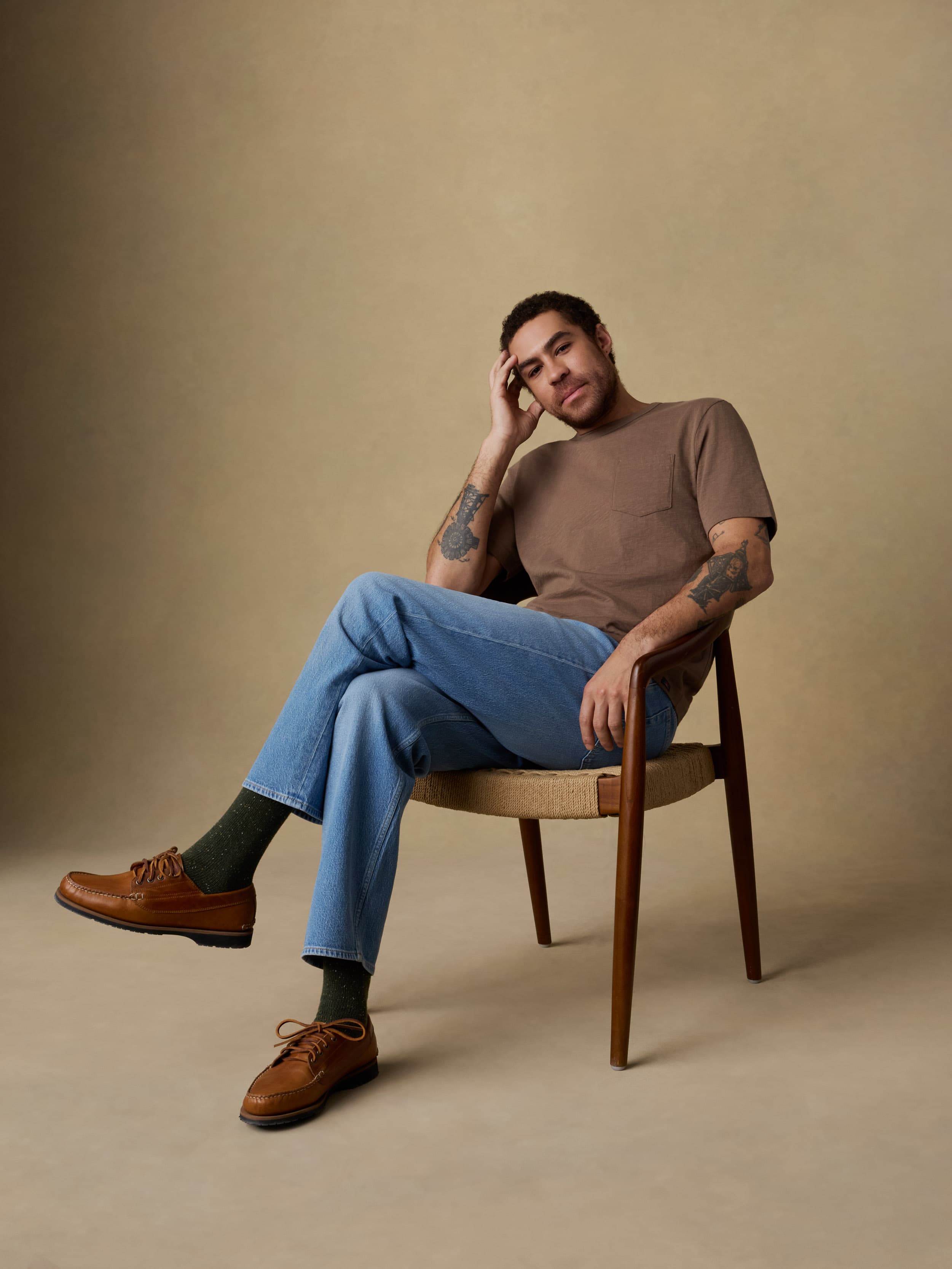 Sunwashed Regenerative Pocket Tee - Island Brown | Faherty Brand