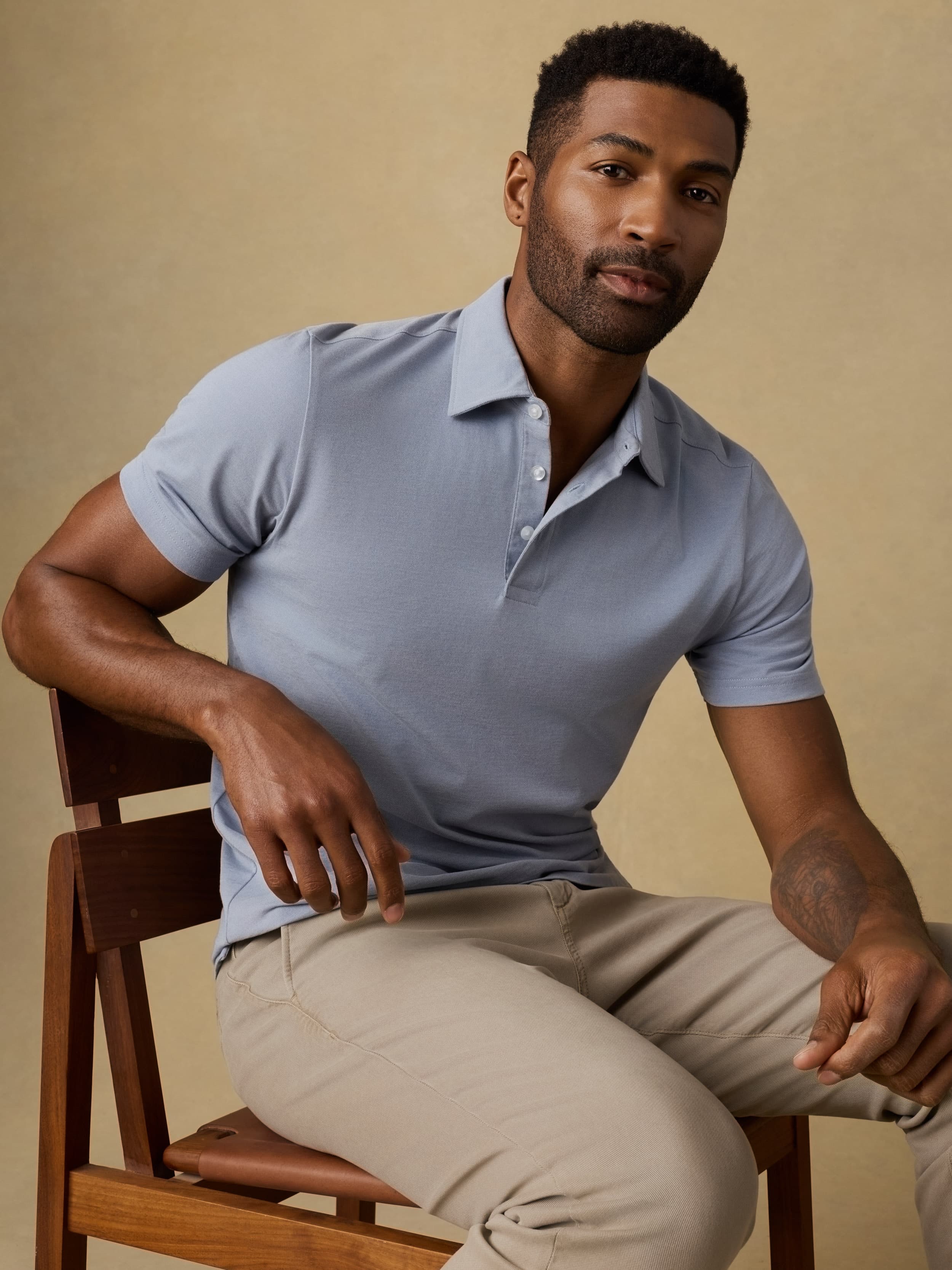 Short-Sleeve Movement™ Pique Polo - Flint White Melange | Faherty Brand