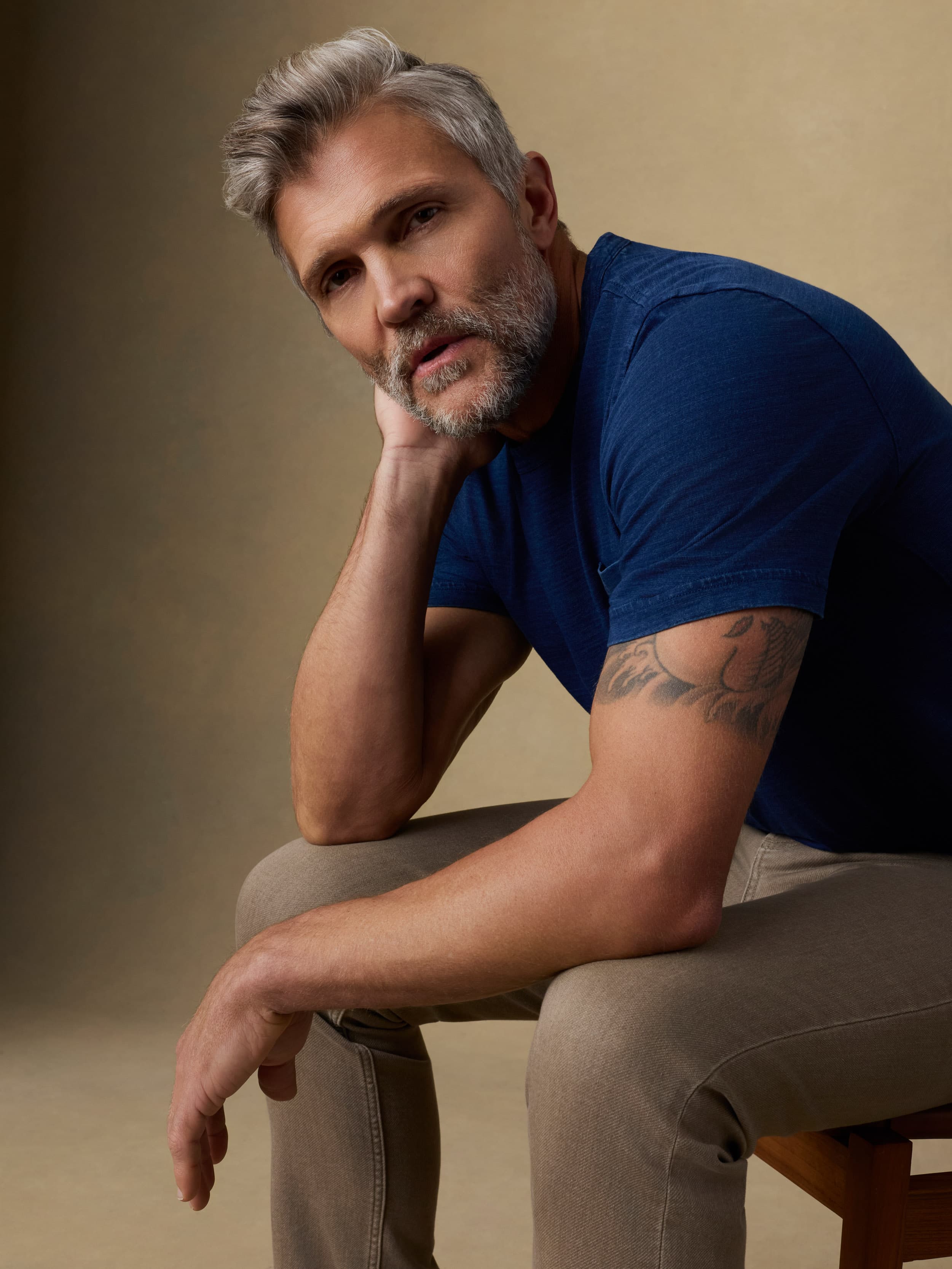 Short-Sleeve Indigo Pocket Tee - Deadstock Wash | Faherty Brand