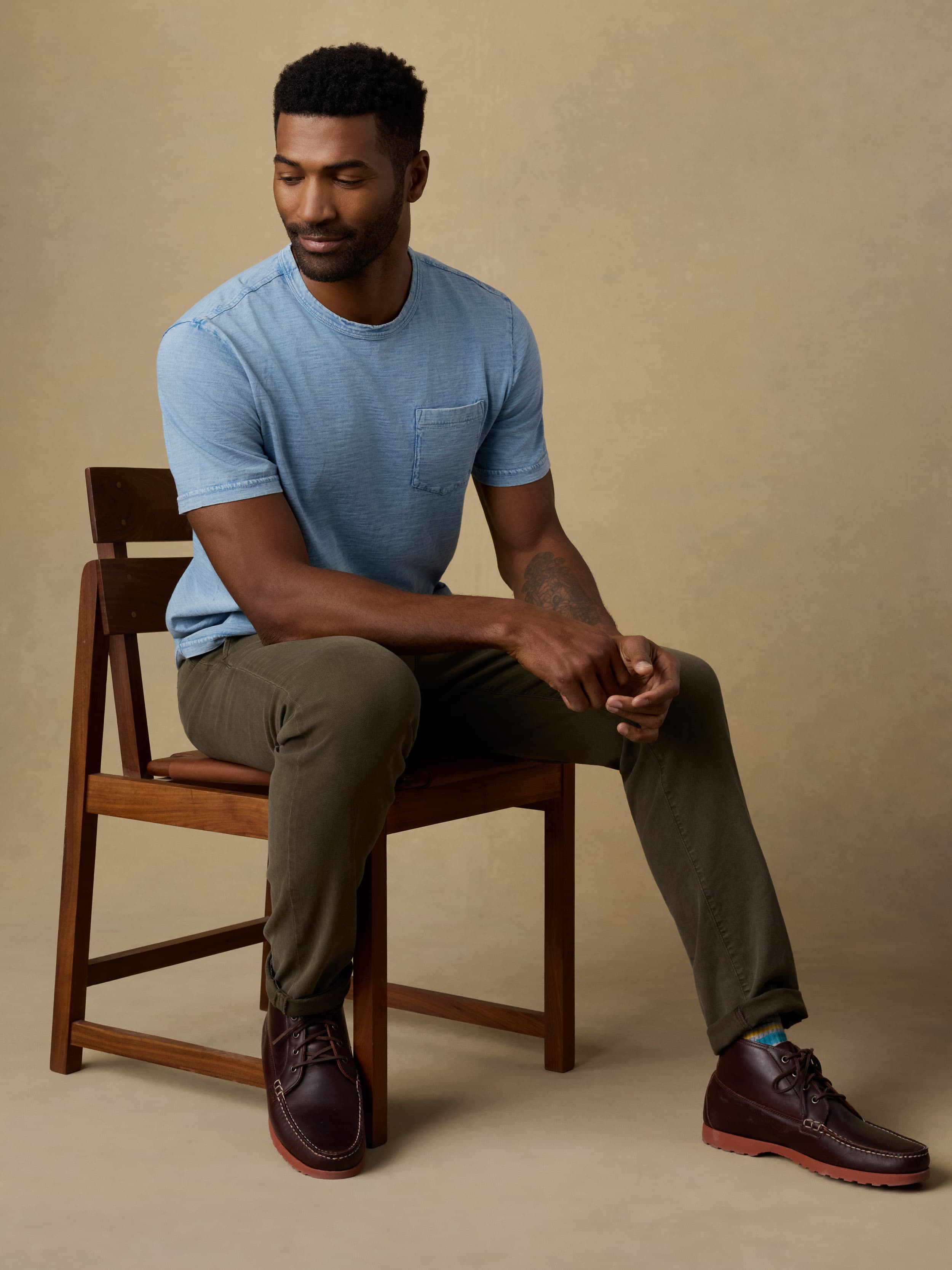 Short-Sleeve Indigo Pocket Tee - 10-year Wash | Faherty Brand