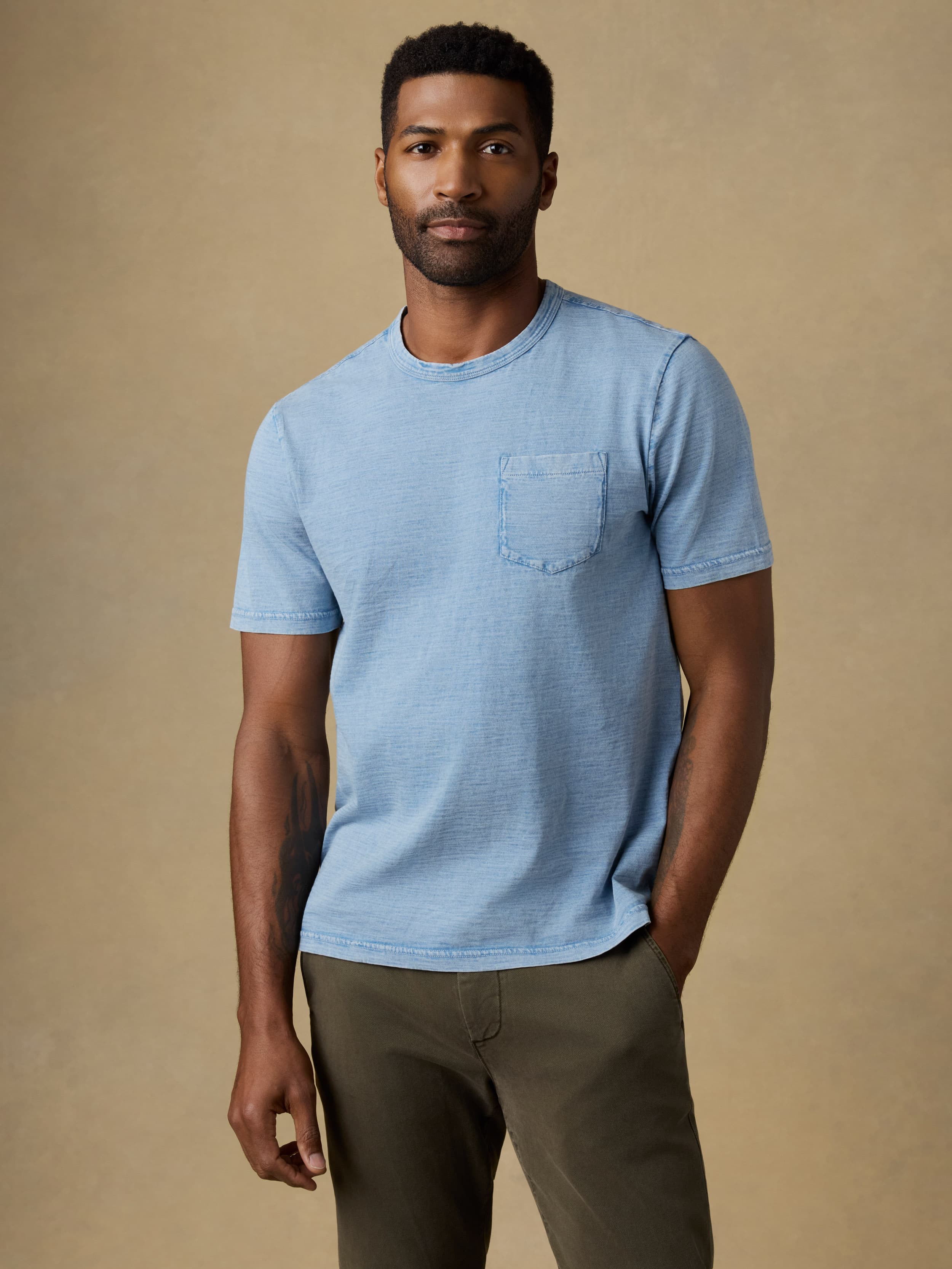Short-Sleeve Indigo Pocket Tee - 10-year Wash | Faherty Brand