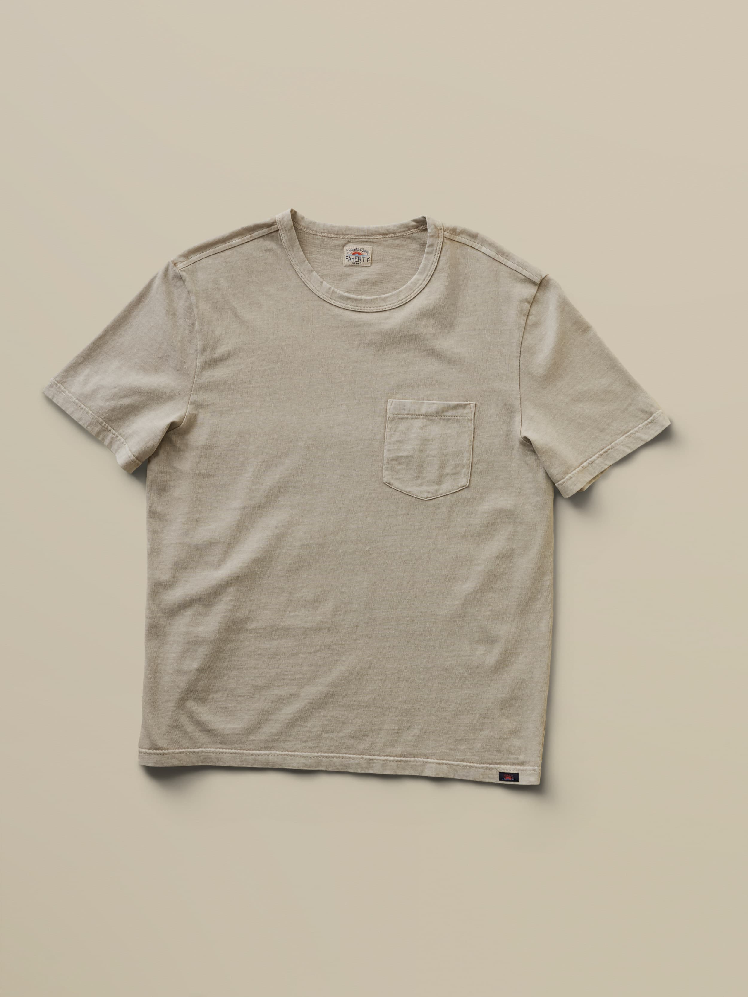 Short-Sleeve Recycled Cotton Tee - Sand Point | Faherty Brand