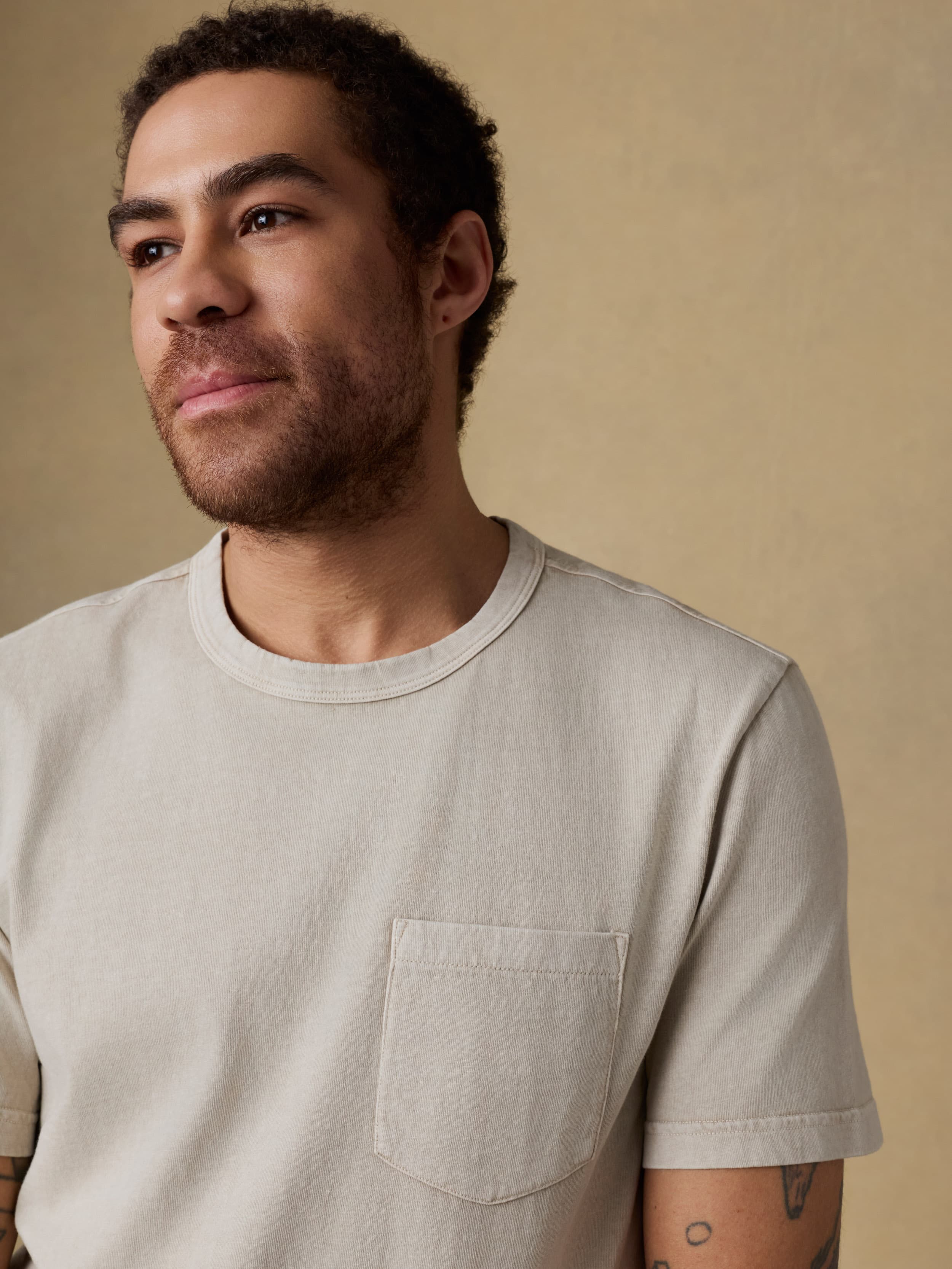 Short-Sleeve Recycled Cotton Tee - Sand Point | Faherty Brand