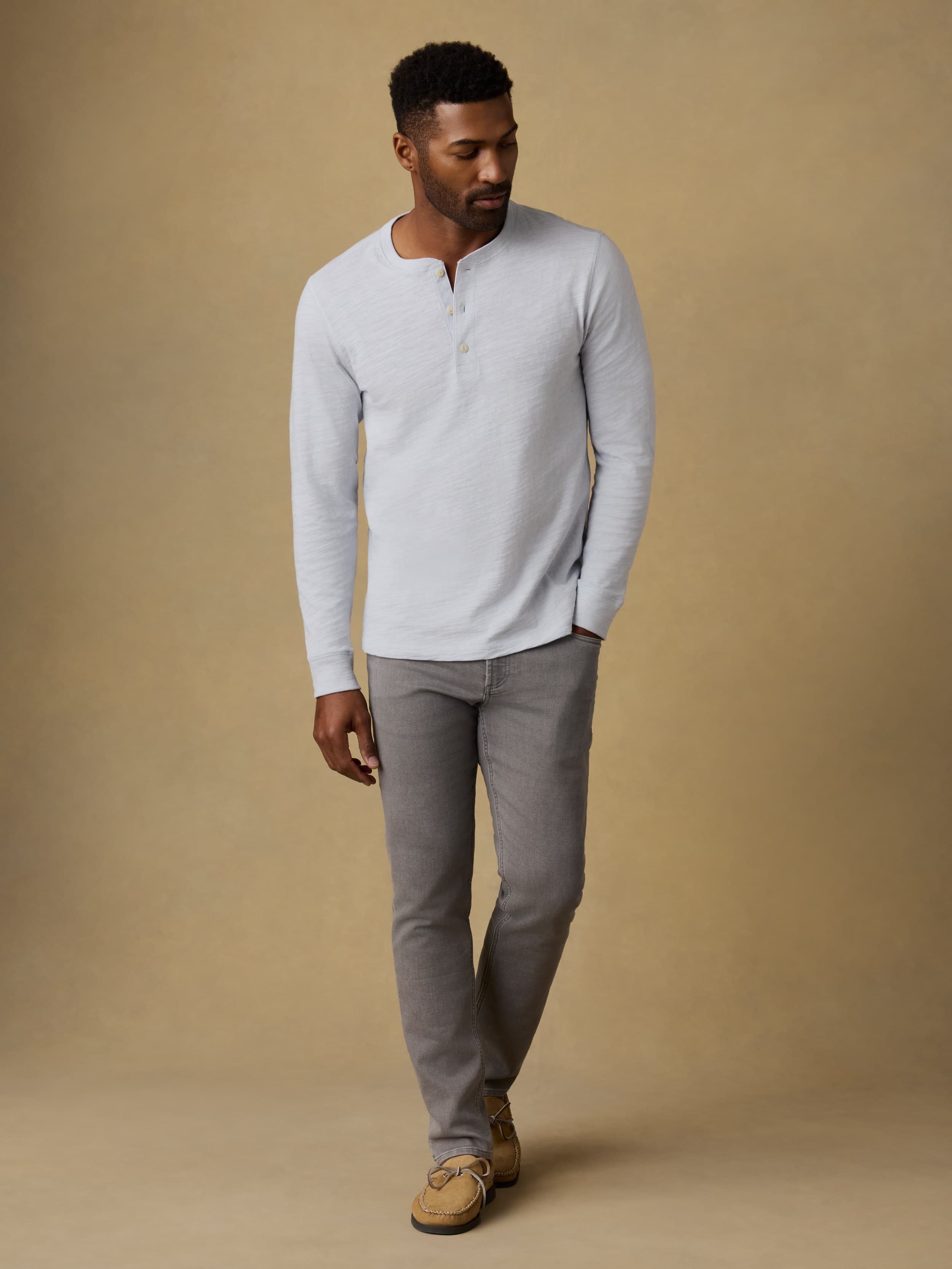 Sunwashed Organic Henley - Coastal Breeze | Faherty Brand