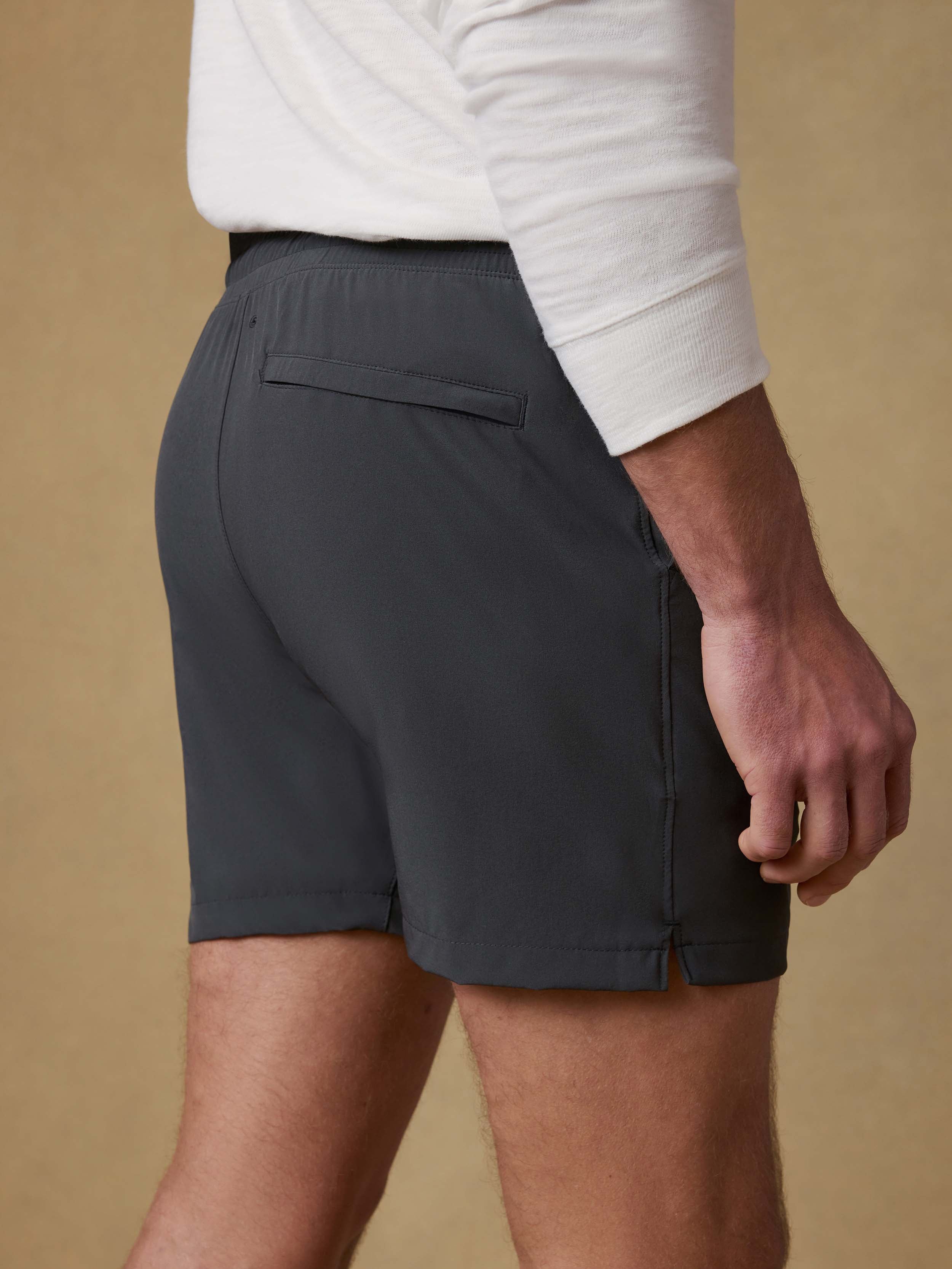 Shorelite Trunk (5") - Mountain Black | Faherty Brand