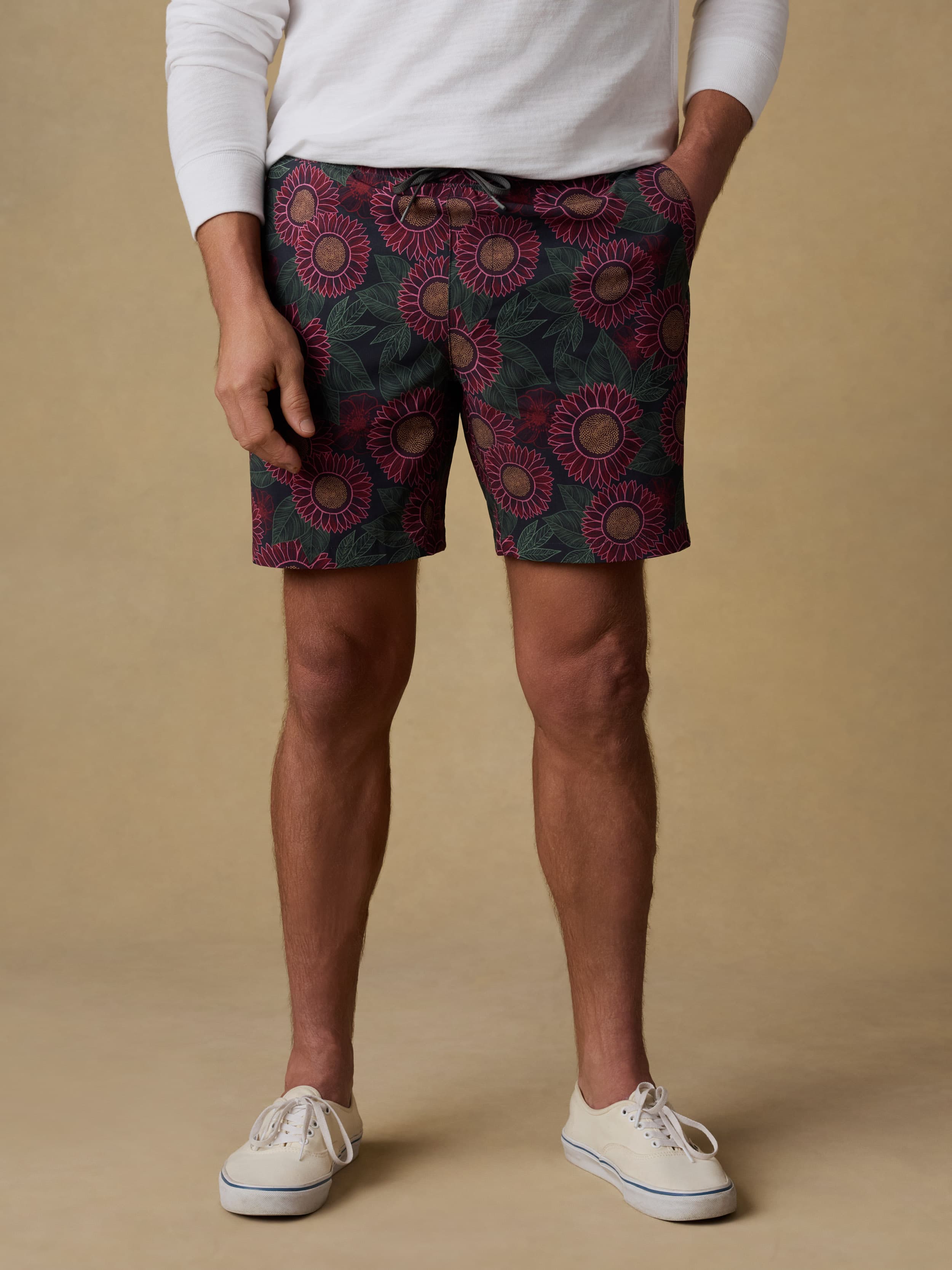 Shorelite Trunk (7") - Black Floral Road | Faherty Brand