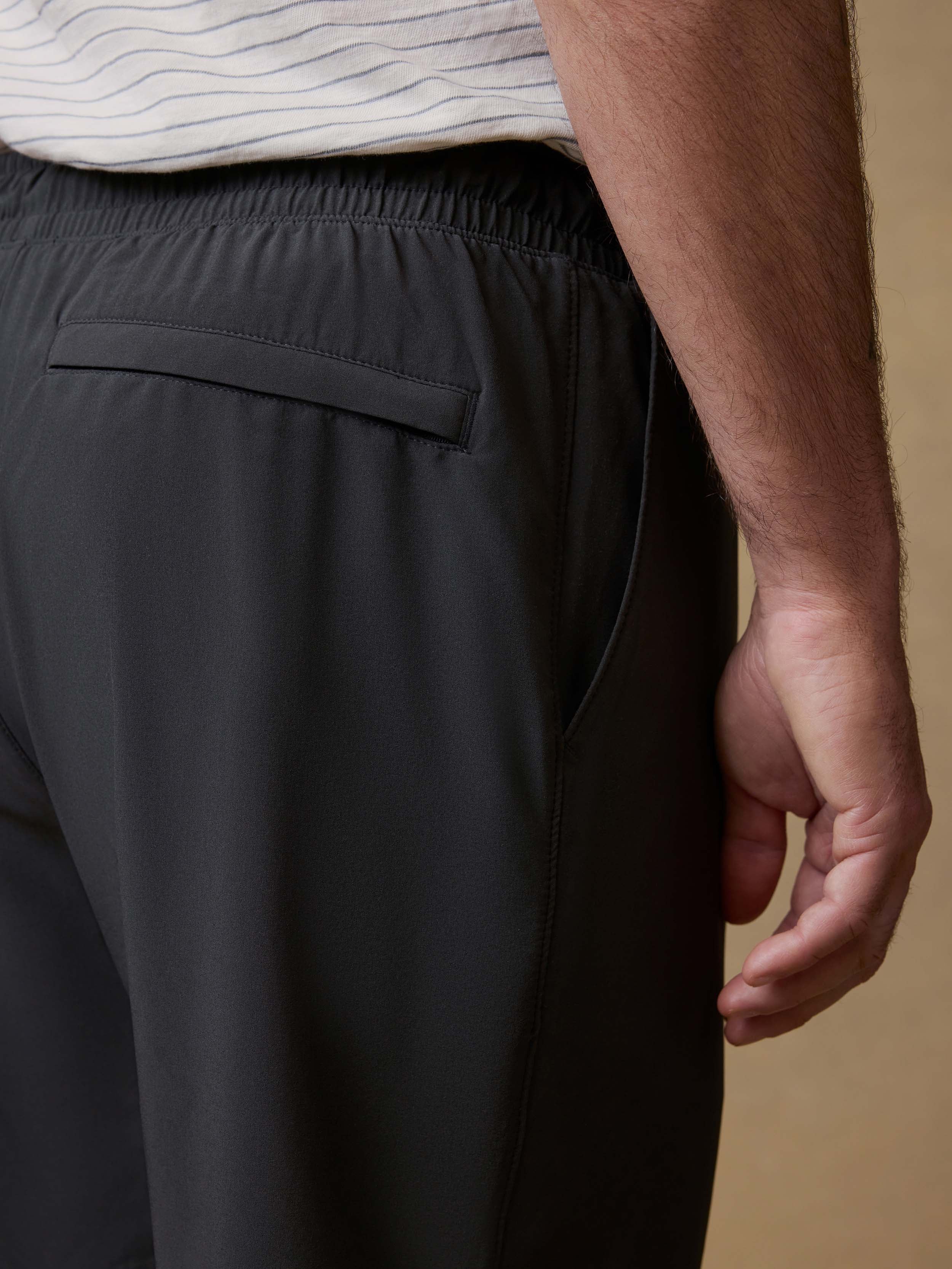 Shorelite Trunk (7") - Mountain Black | Faherty Brand