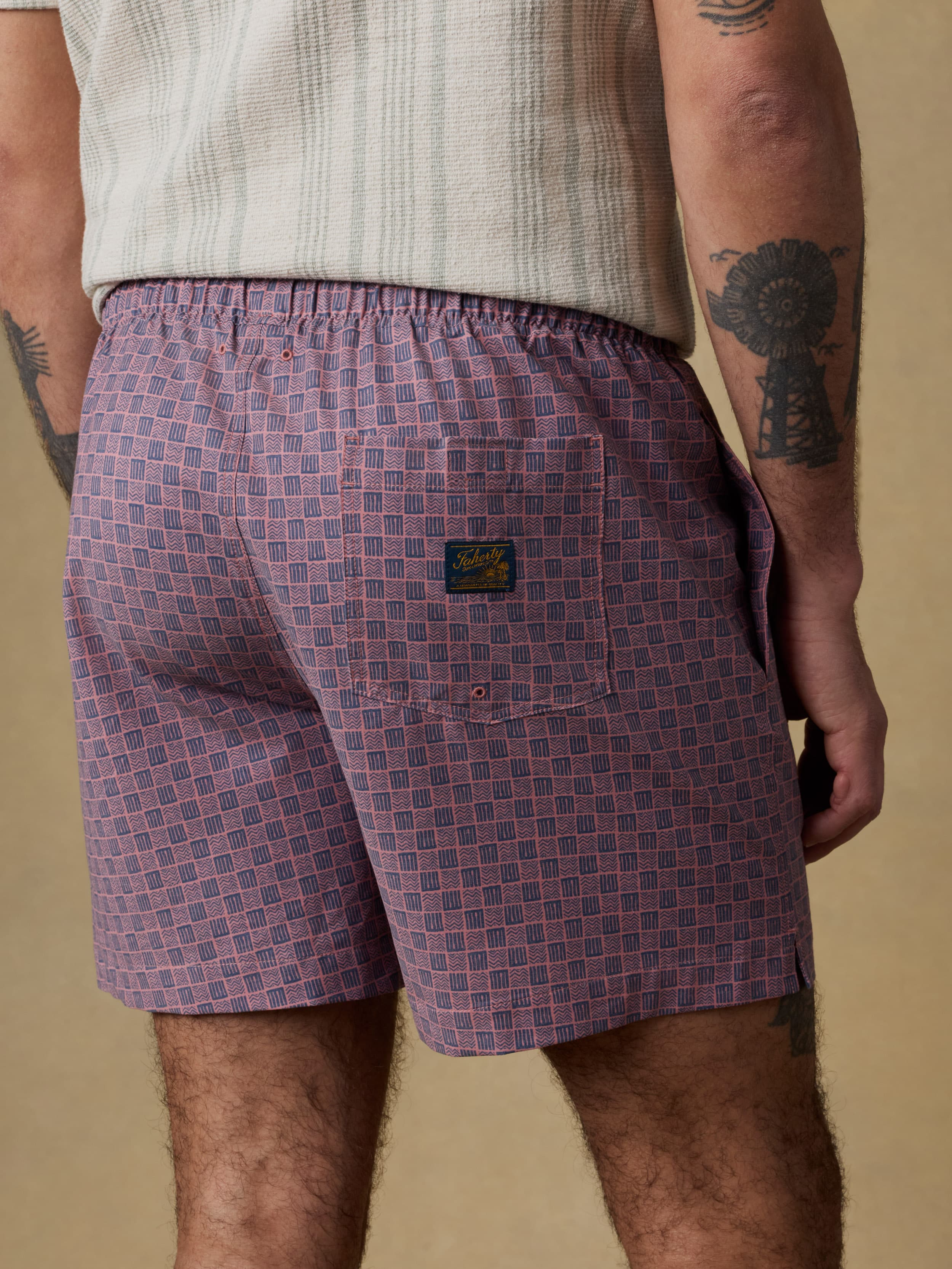 All Day™ Trunk (6") - Navy Clay Bricks | Faherty Brand