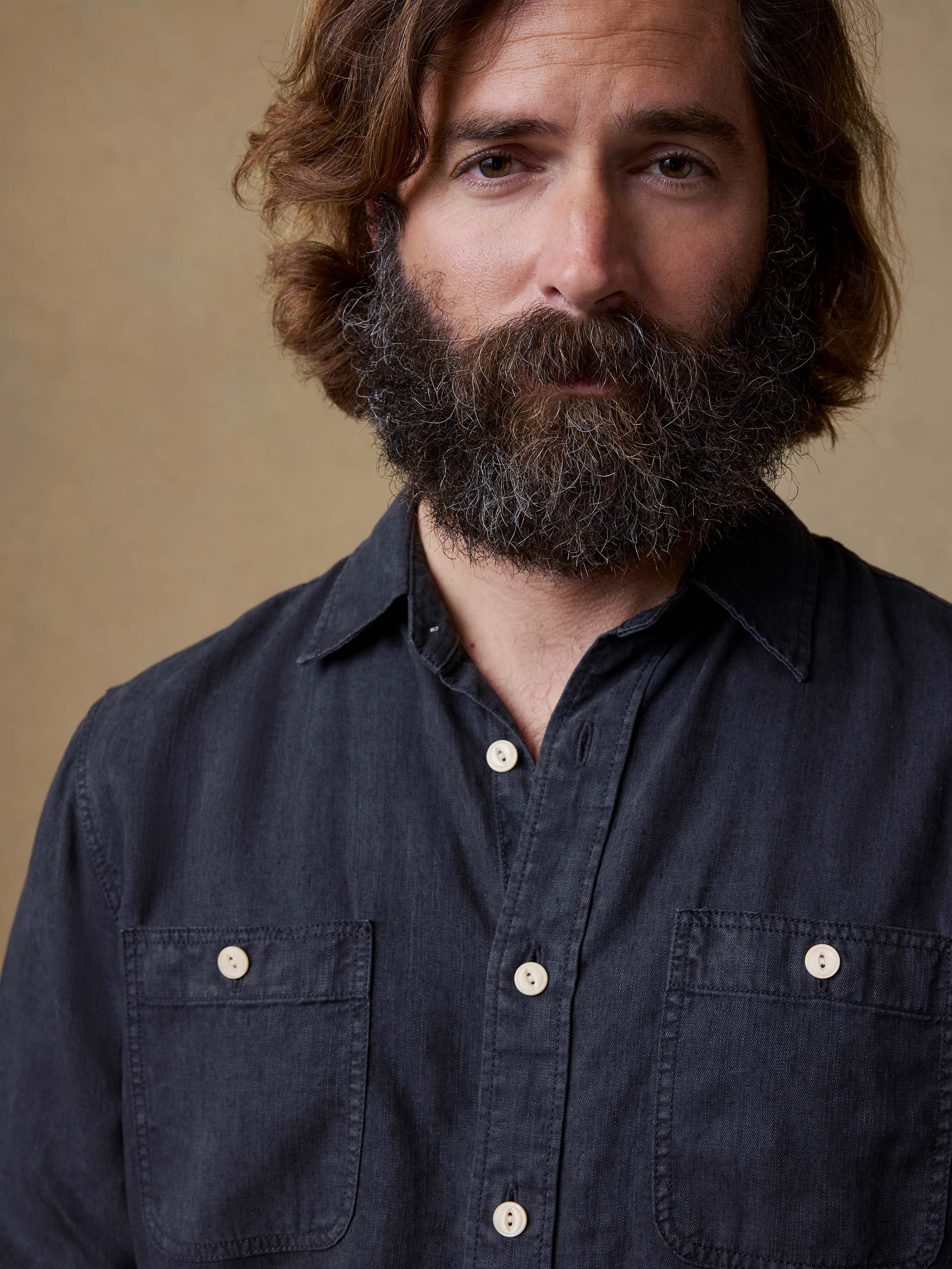 Tried & True Chambray Workshirt - Durango Black | Faherty Brand