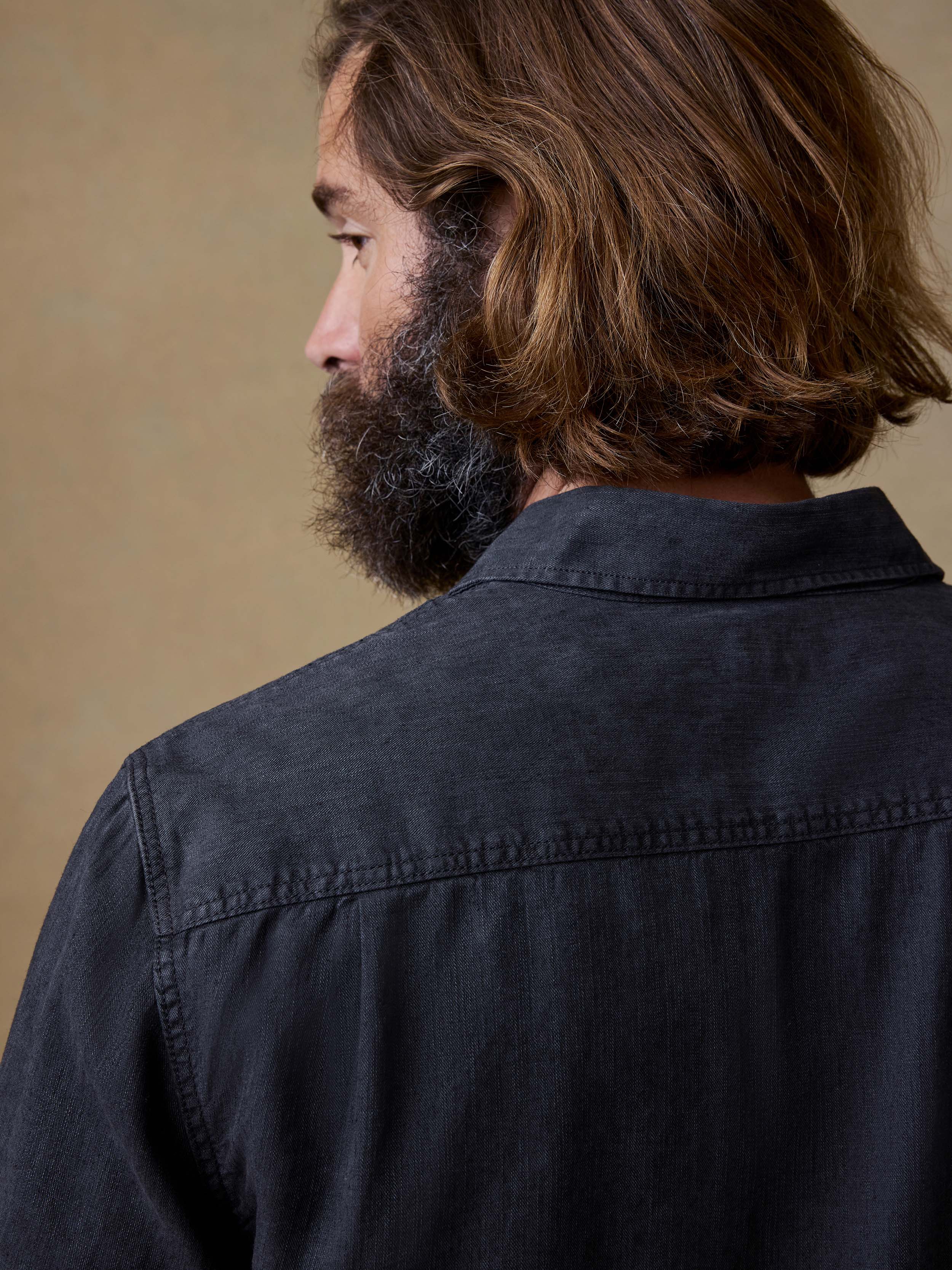 Tried & True Chambray Workshirt - Durango Black | Faherty Brand