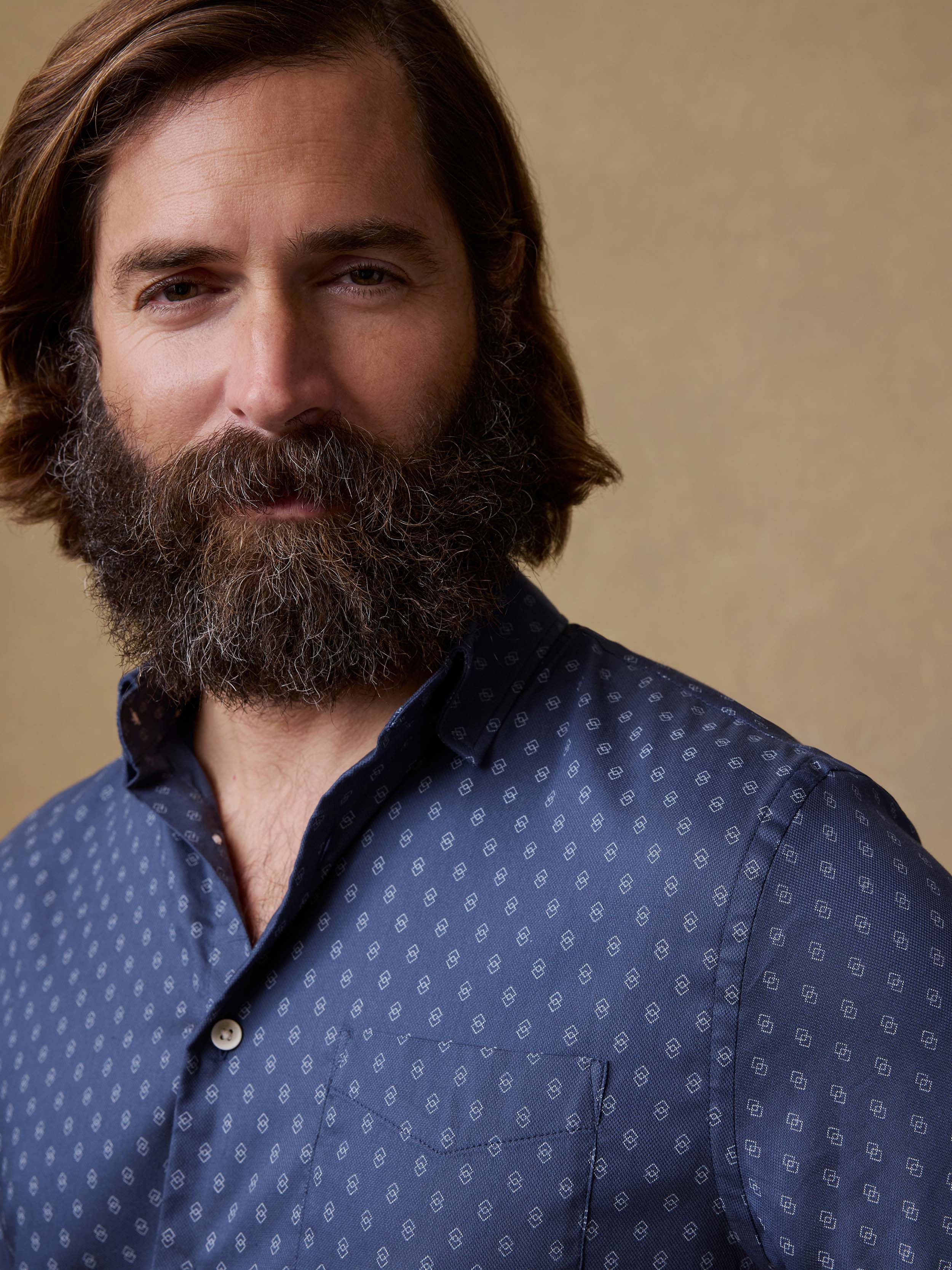 Short-Sleeve Movement™ Monterey Shirt - Navy Dusk Diamond | Faherty Brand