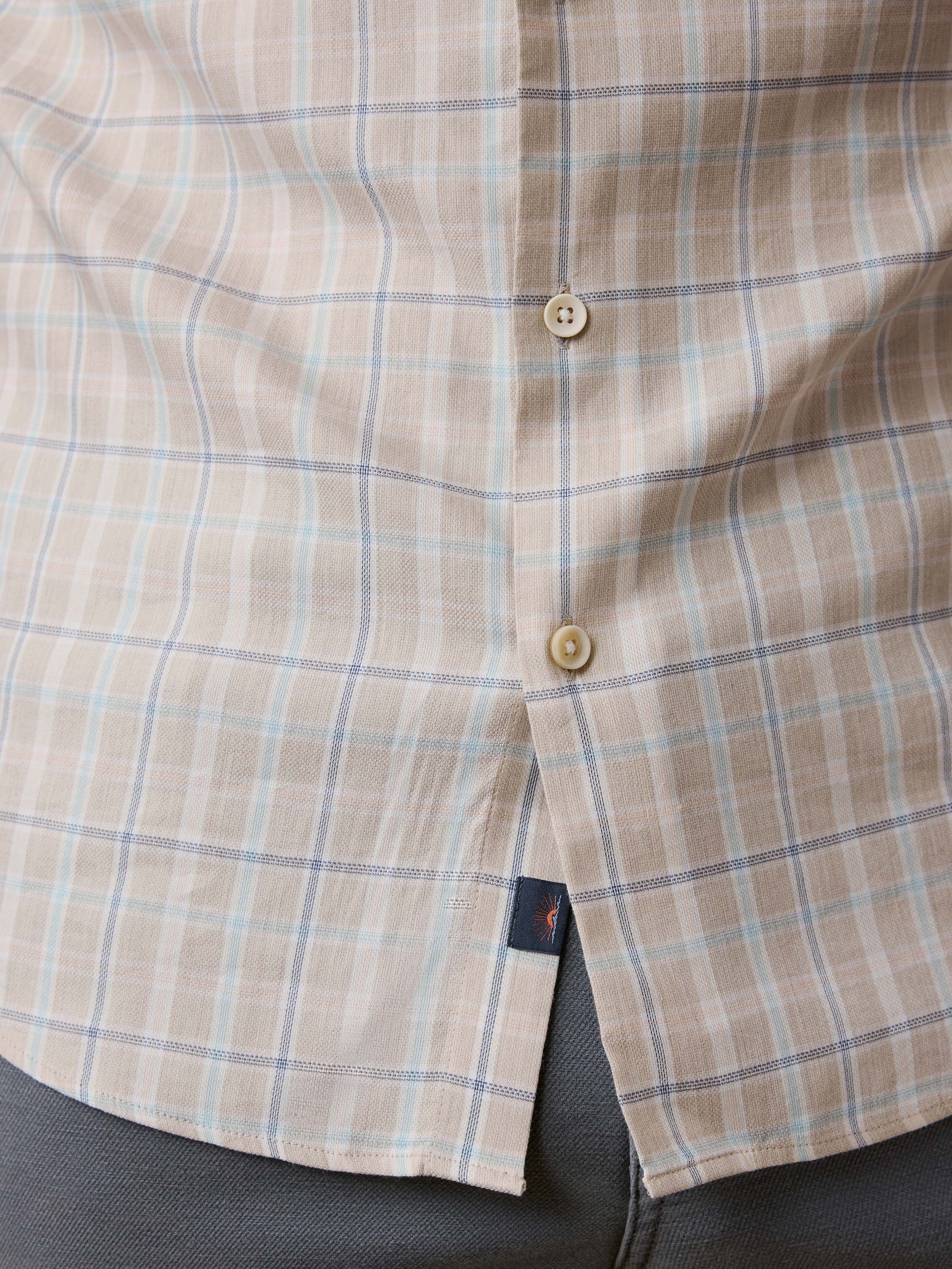 Movement™ Monterey Shirt - Sandy Reef Plaid | Faherty Brand