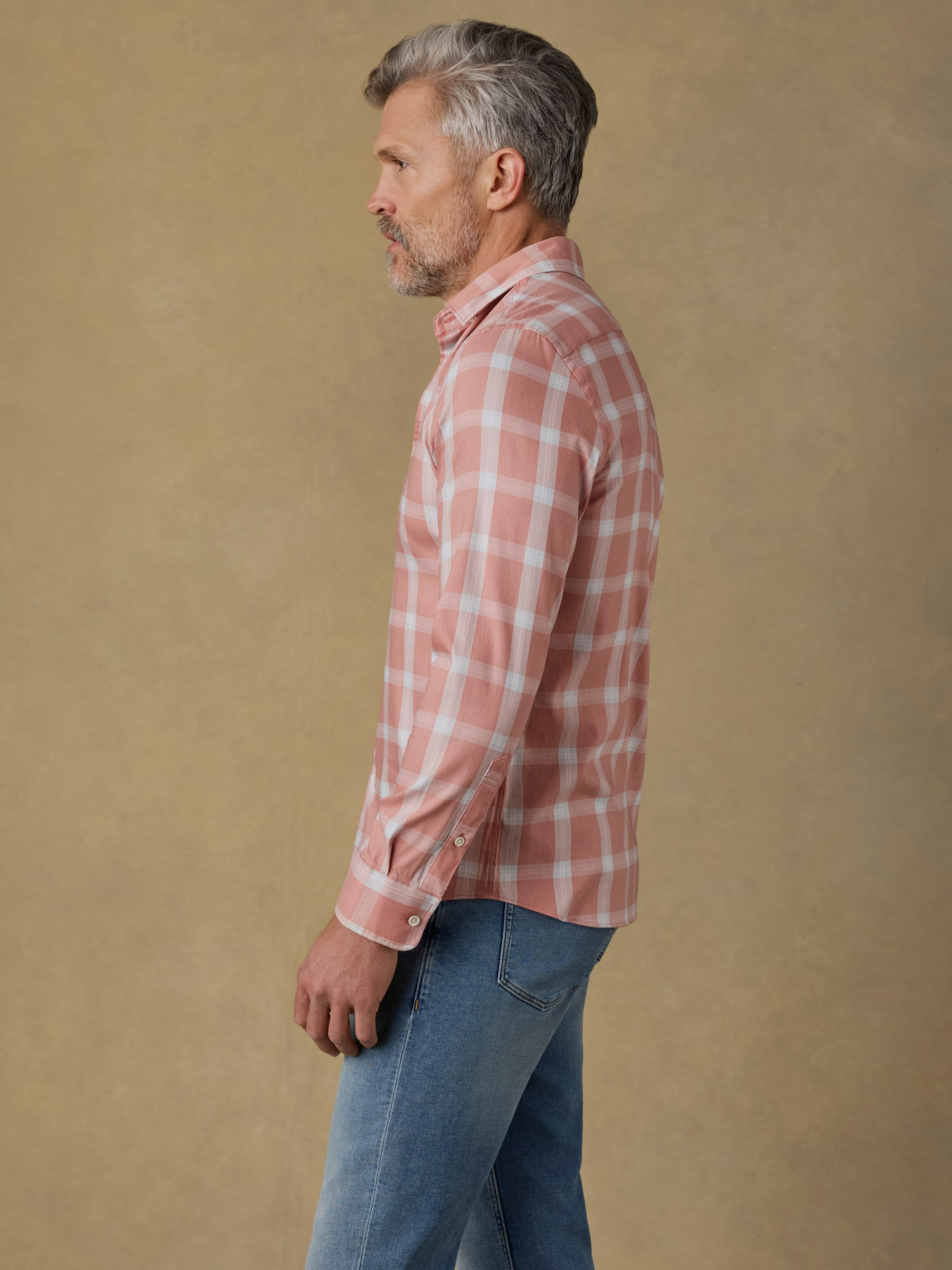 Movement™ Monterey Shirt - Desert Dust Plaid | Faherty Brand
