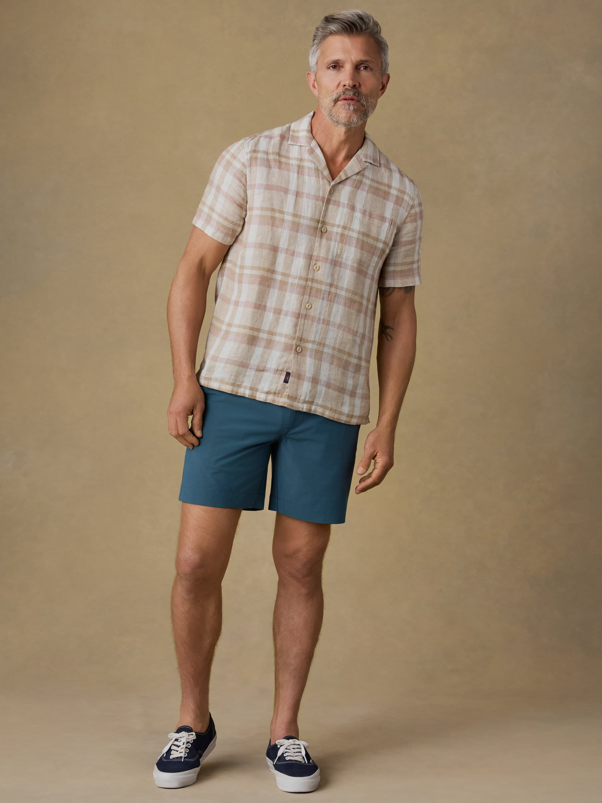 Short-Sleeve Palma Linen Camp Shirt - Mauve Sand Plaid | Faherty Brand