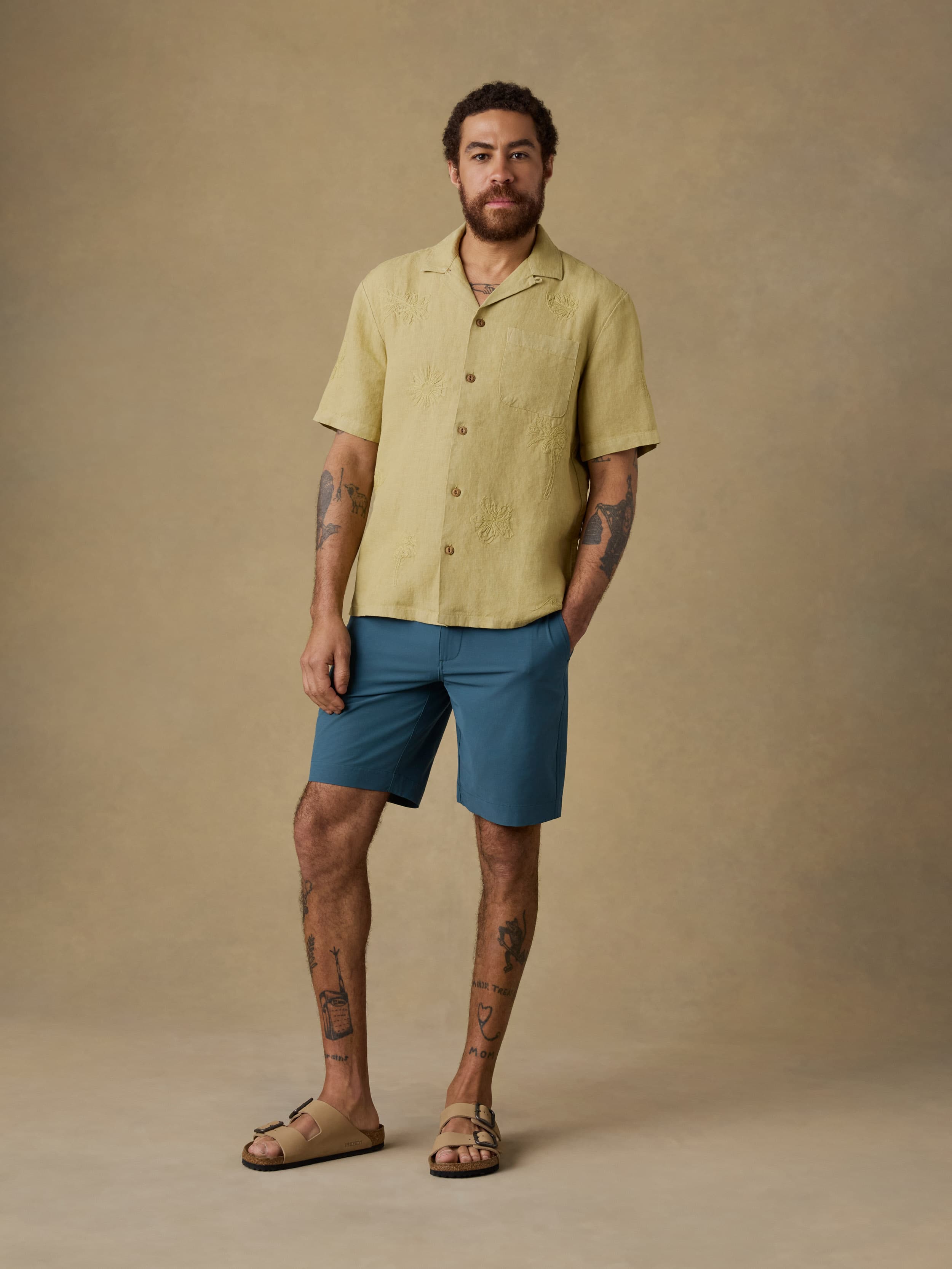 Short-Sleeve Embroidered Shirt - Island Wheat | Faherty Brand