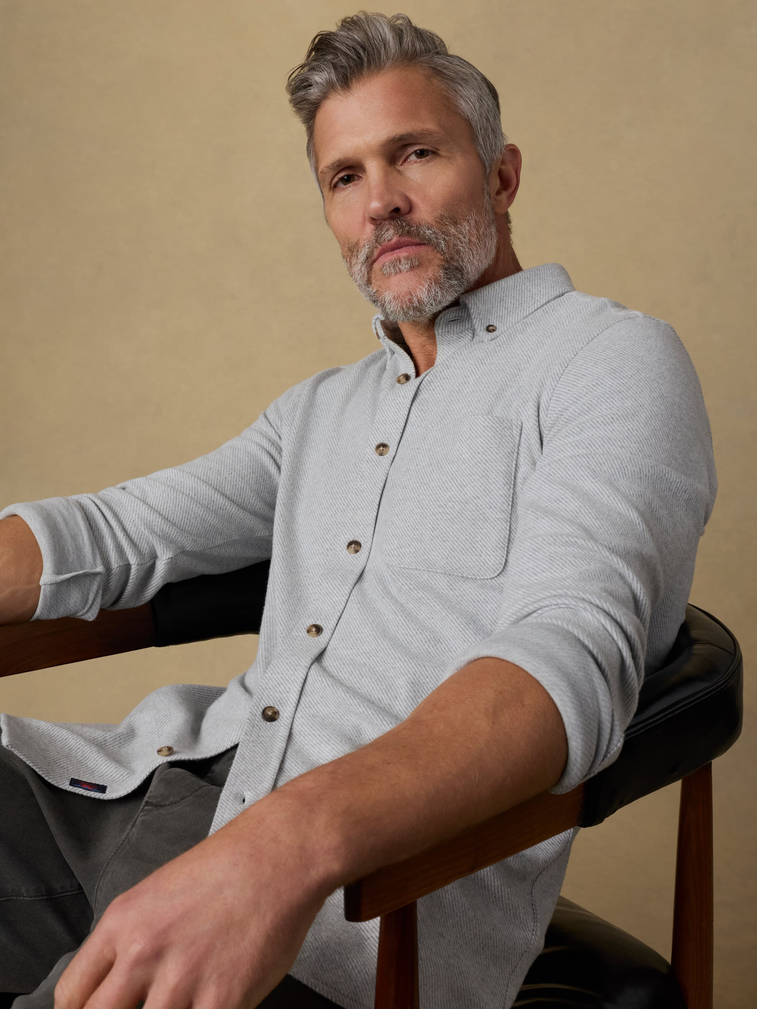 Legend™ Sweater Shirt (Single Pocket) - Light Heather Grey | Faherty Brand