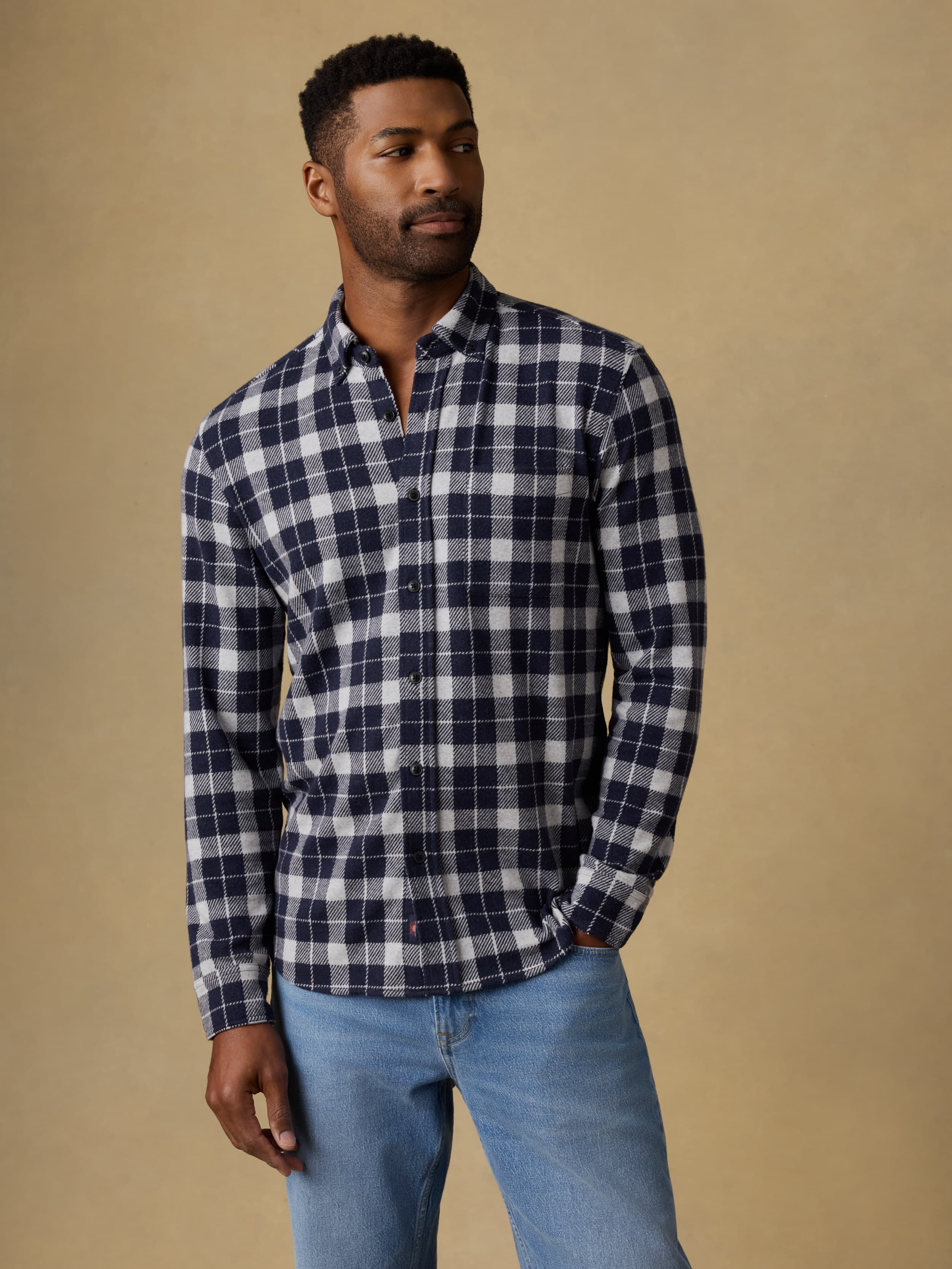 Legend™ Sweater Shirt (Single Pocket) - Midnight Lake Plaid | Faherty Brand
