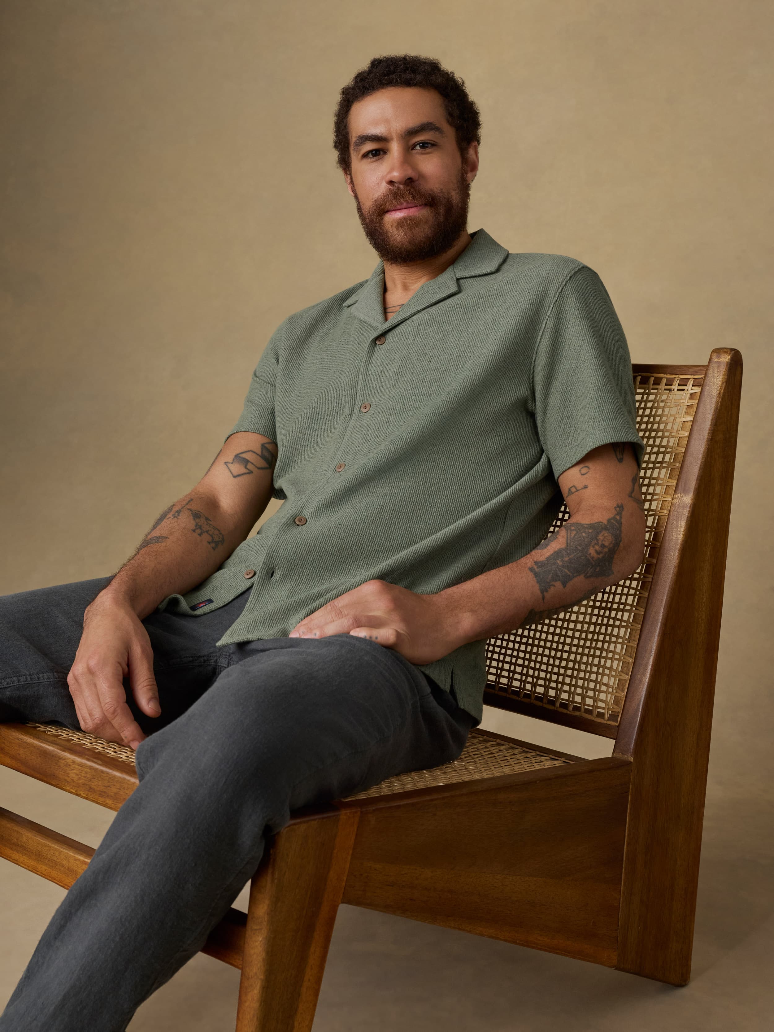 Short-Sleeve Oasis Camp Shirt - Faded Spruce | Faherty Brand