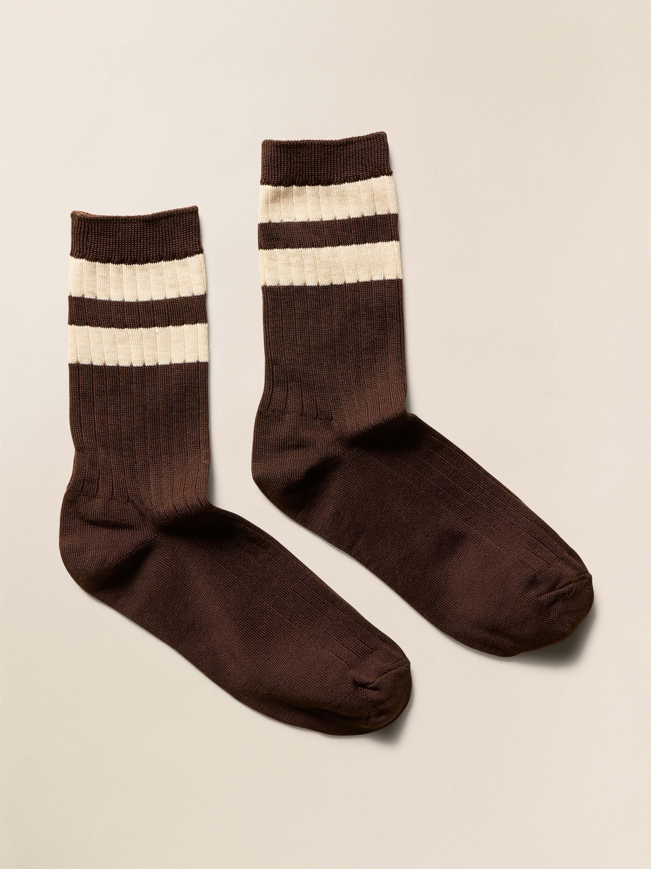 Le Bon Shoppe Her Varsity Socks - Espresso | Faherty Brand