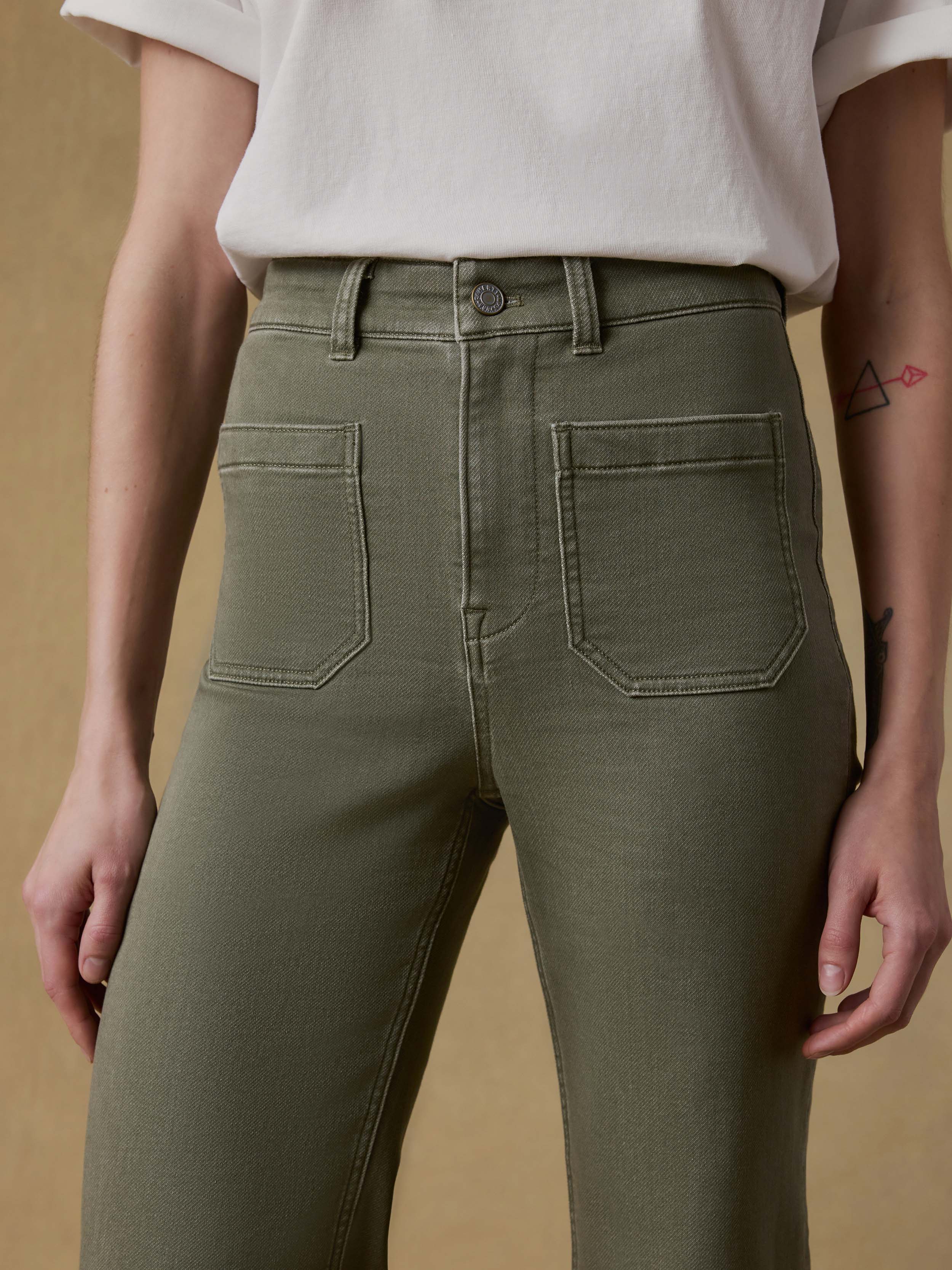 Stretch Terry Patch Pocket Ankle Pant - Island Olive | Faherty Brand