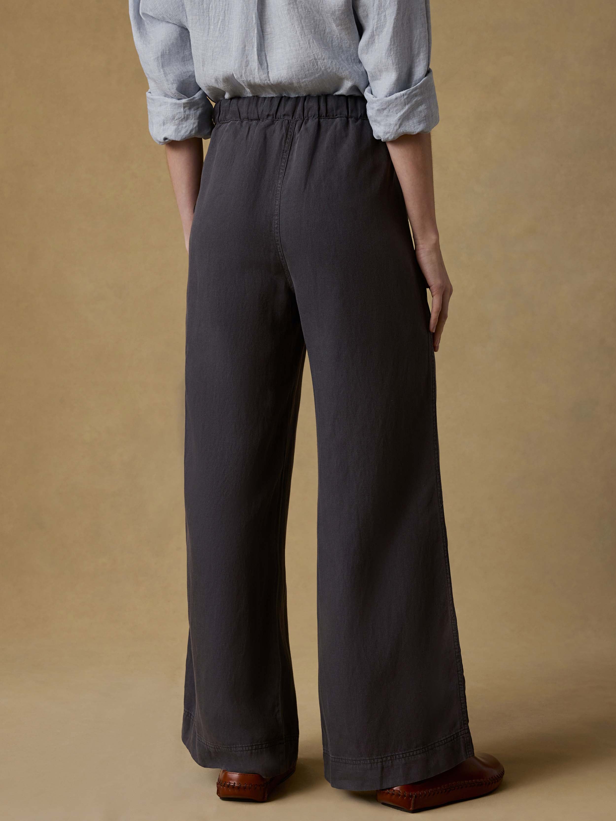 Topanga Drape Pant - Washed Black | Faherty Brand