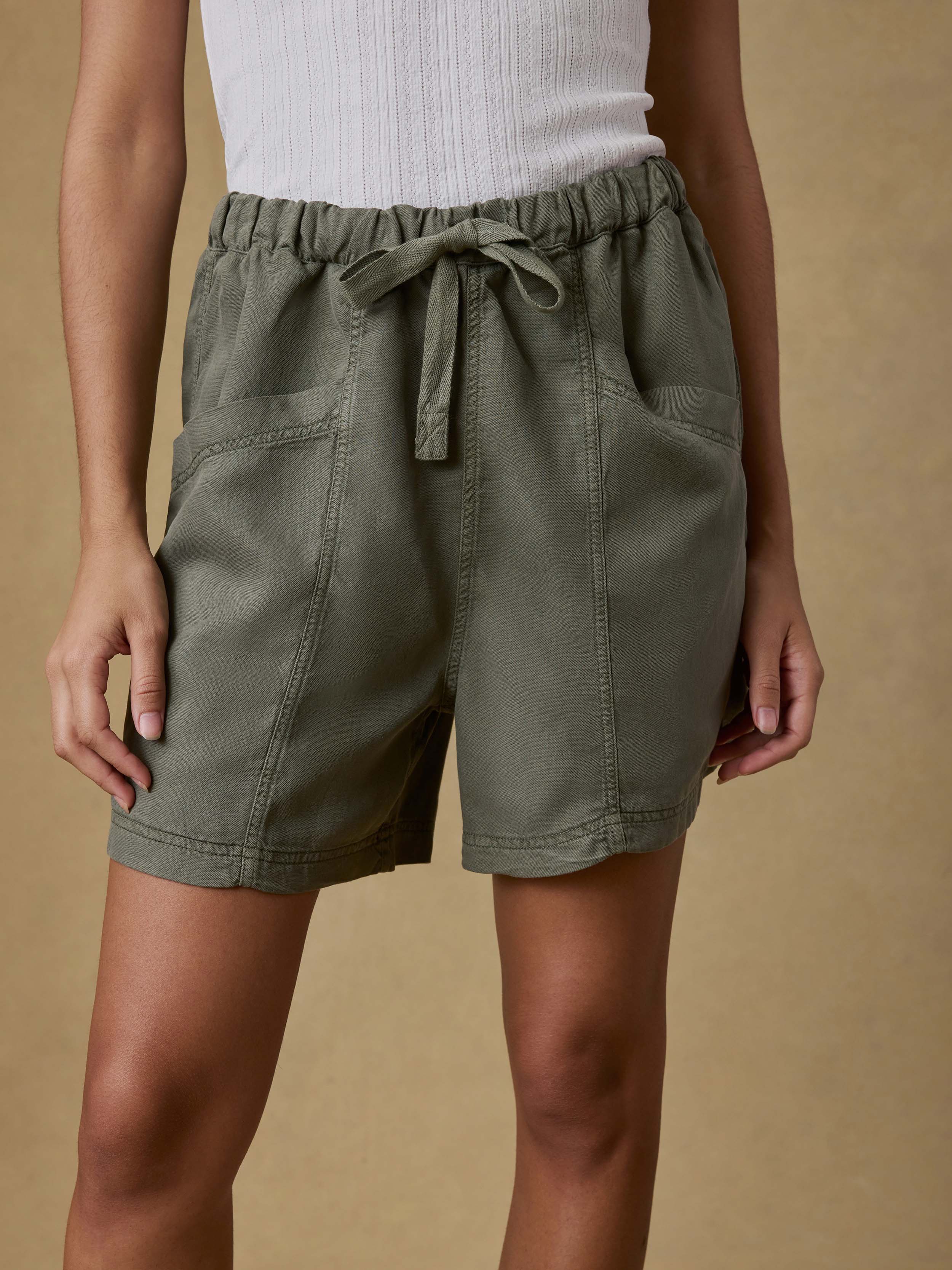 Topanga Drape Short - Thyme | Faherty Brand