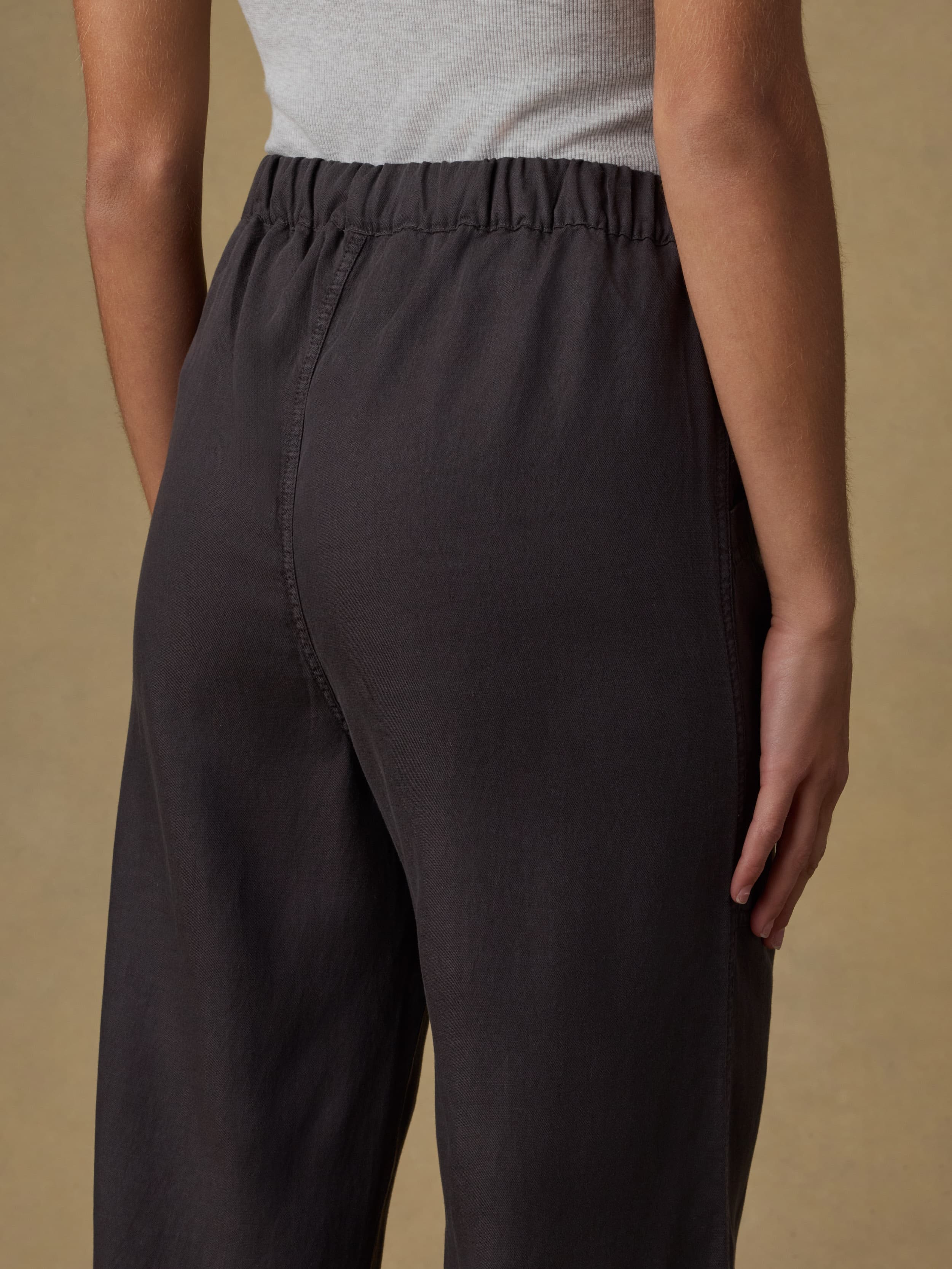 Topanga Drape Ankle Pant - Washed Black | Faherty Brand
