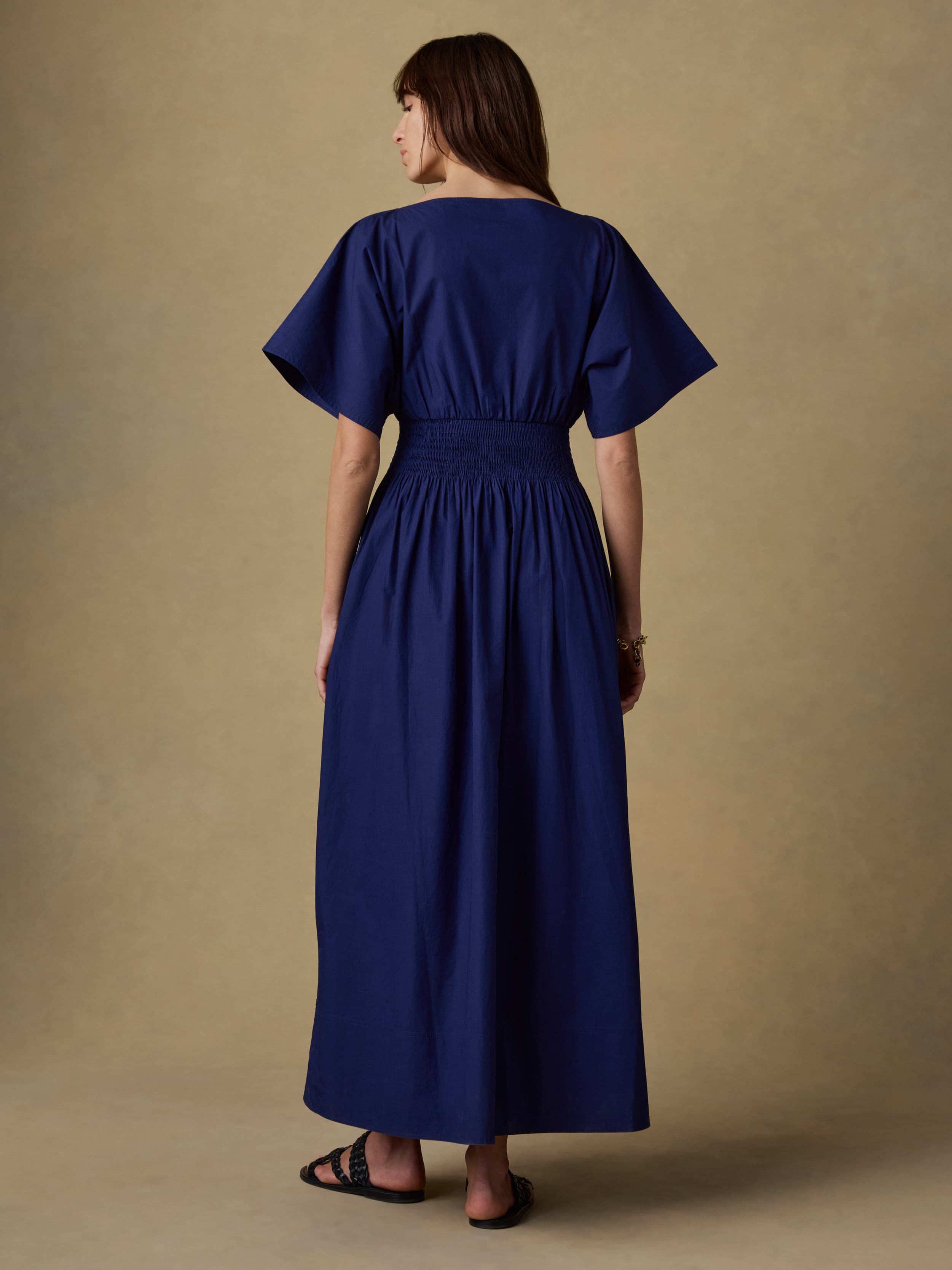 Coastal Poplin Elia Smocked Dress - Ocean Cavern | Faherty Brand
