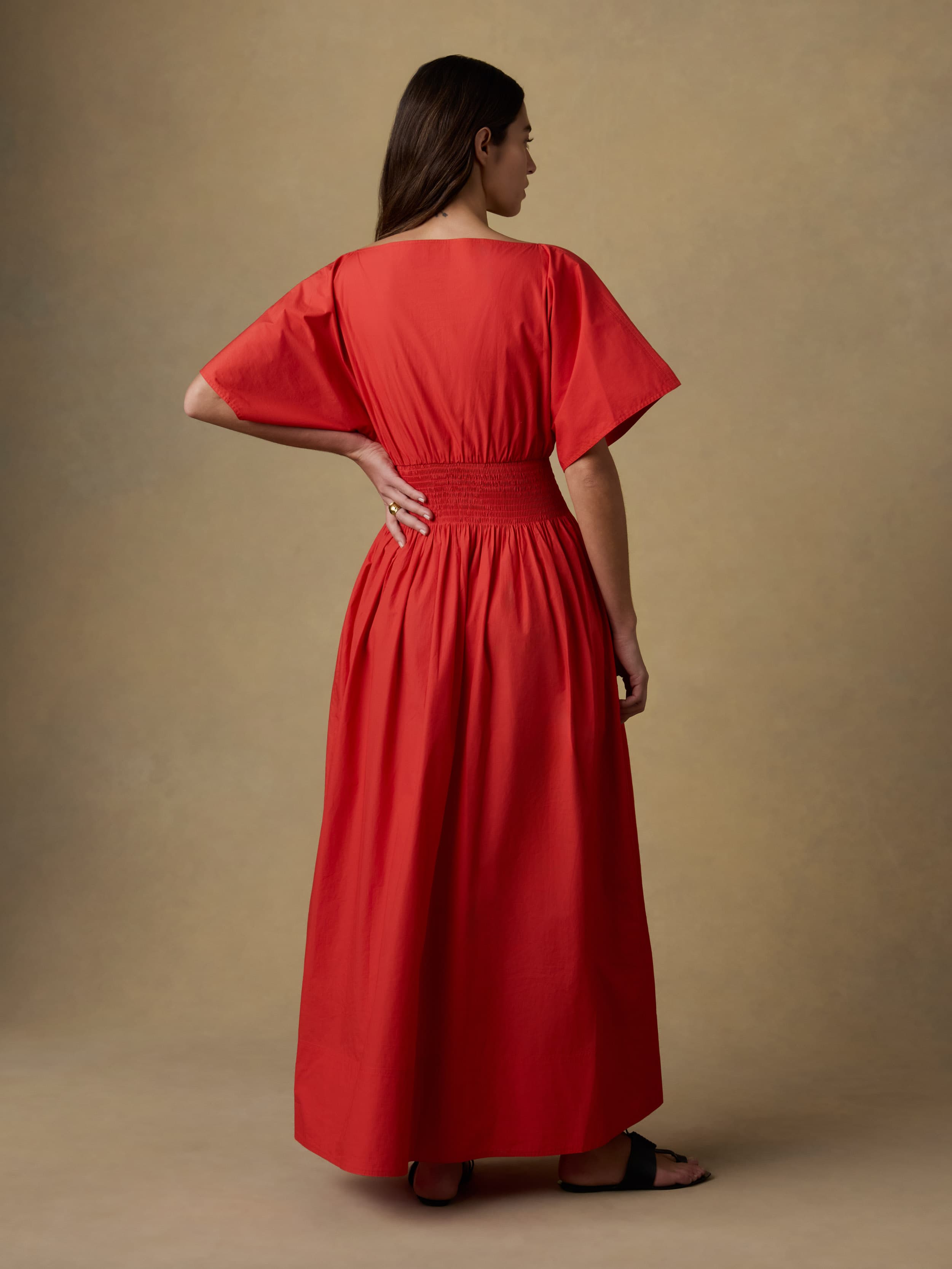 Coastal Poplin Elia Smocked Dress - Poppy Red | Faherty Brand