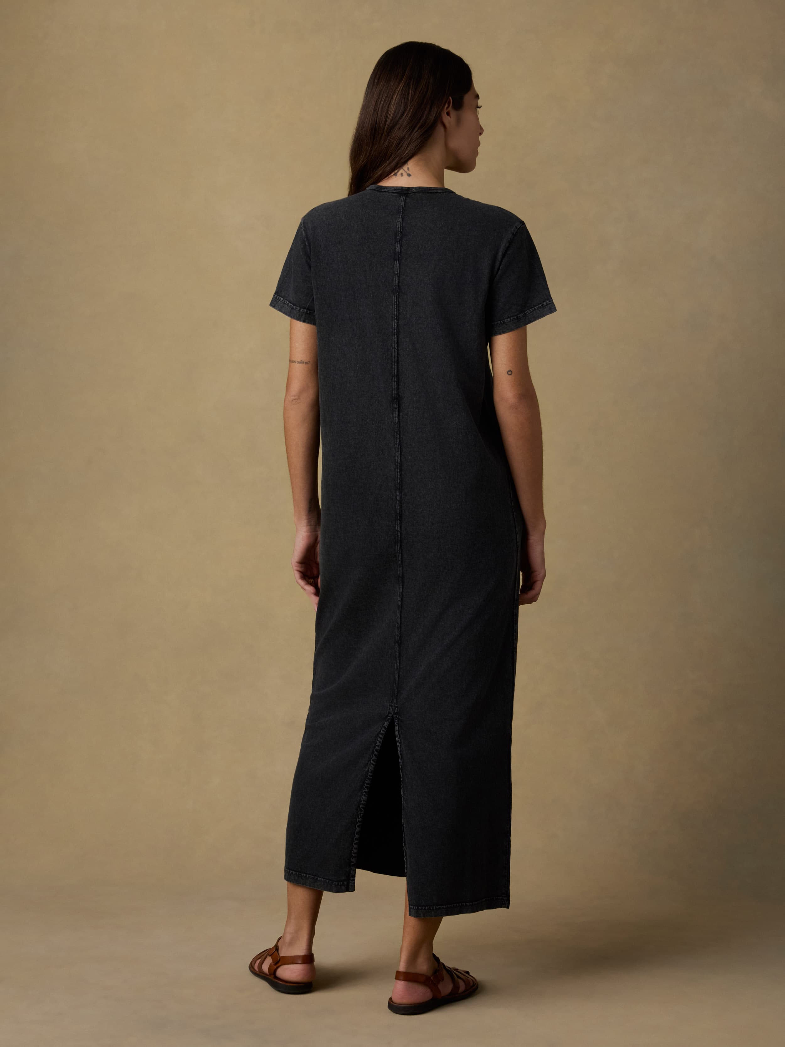 Recycled Cotton Jersey T Shirt Dress - Washed Black | Faherty Brand