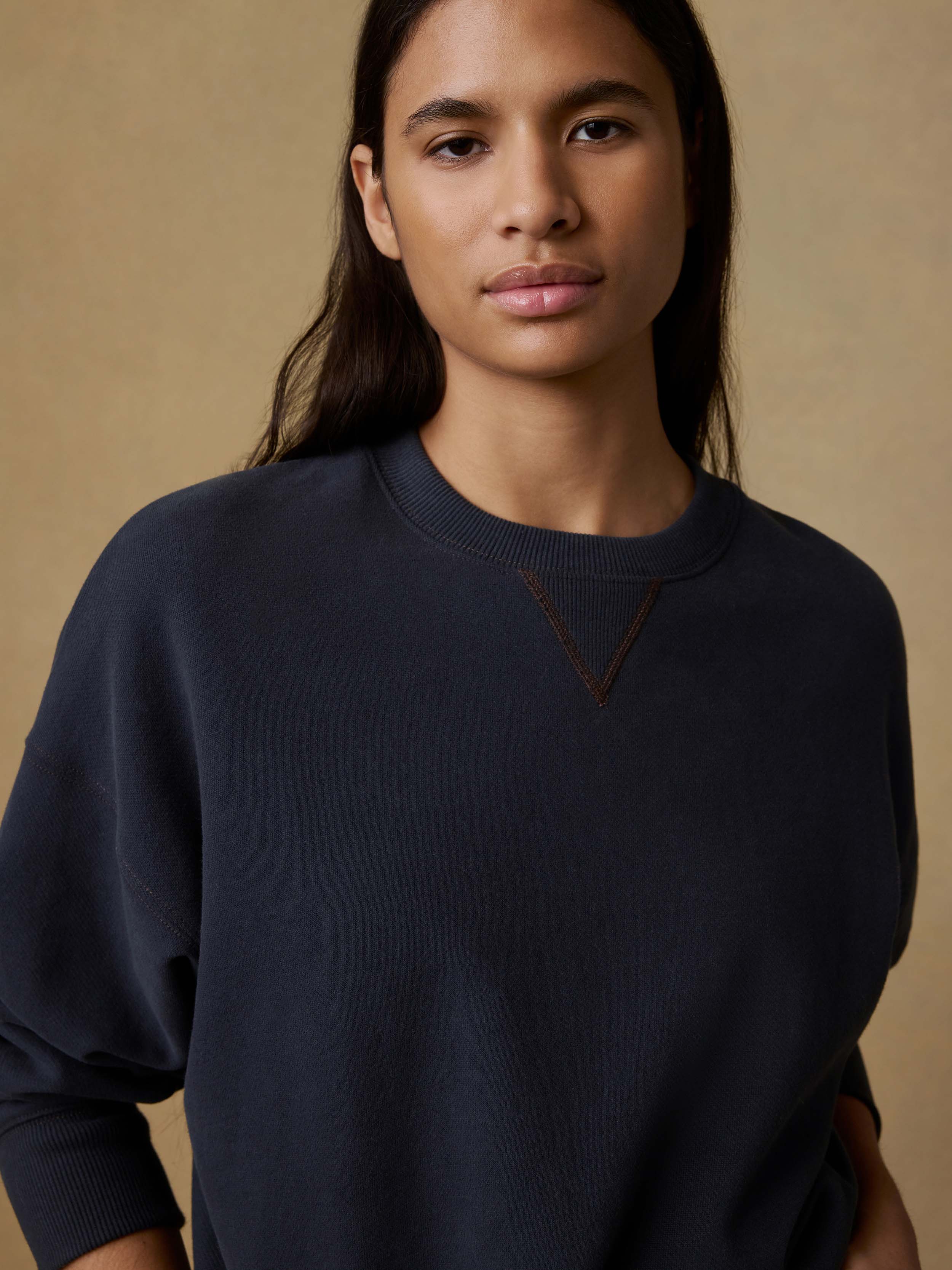 High Standard Fleece Vintage Crewneck - Black | Faherty Brand