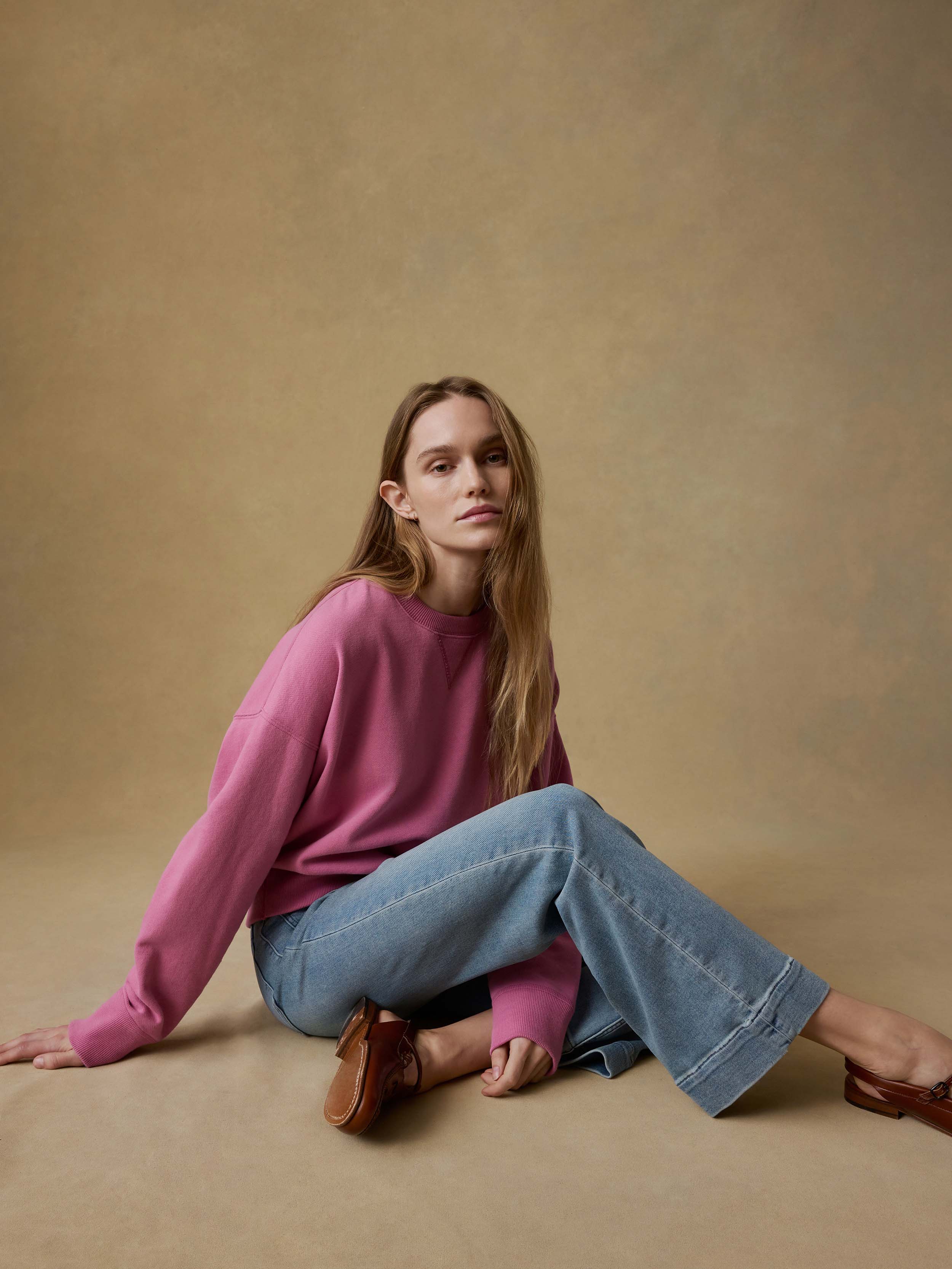 High Standard Fleece Vintage Crewneck - Ibis Rose | Faherty Brand