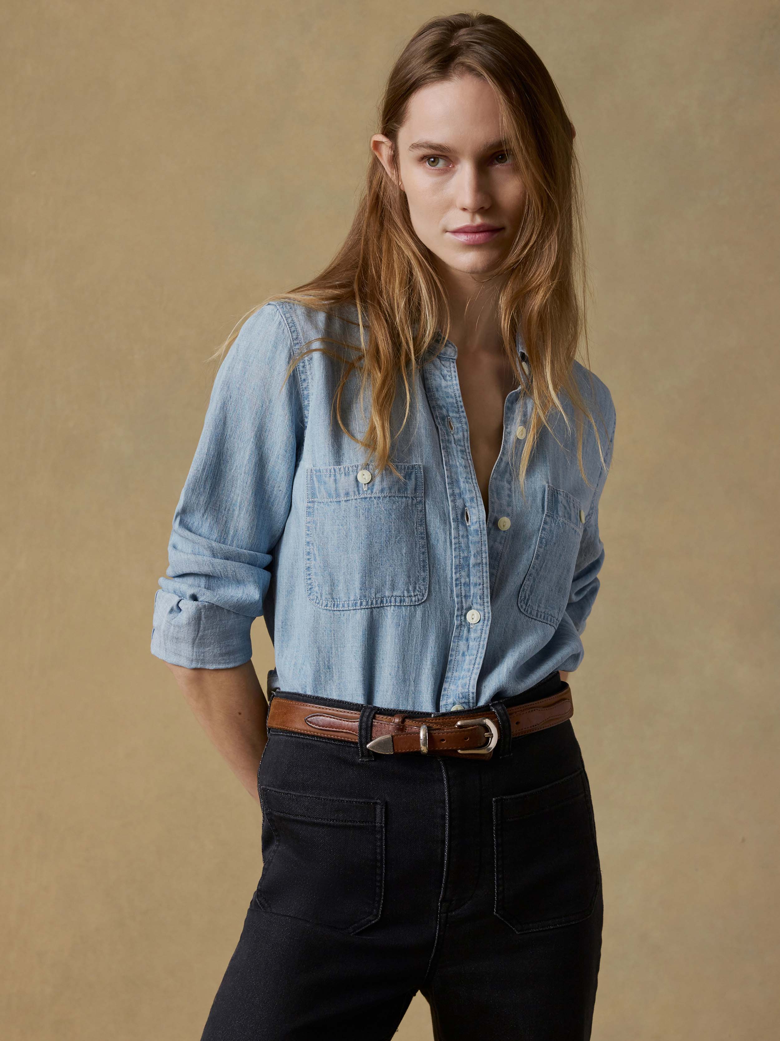 Tried & True Chambray Classic Shirt - Mid Wash | Faherty Brand