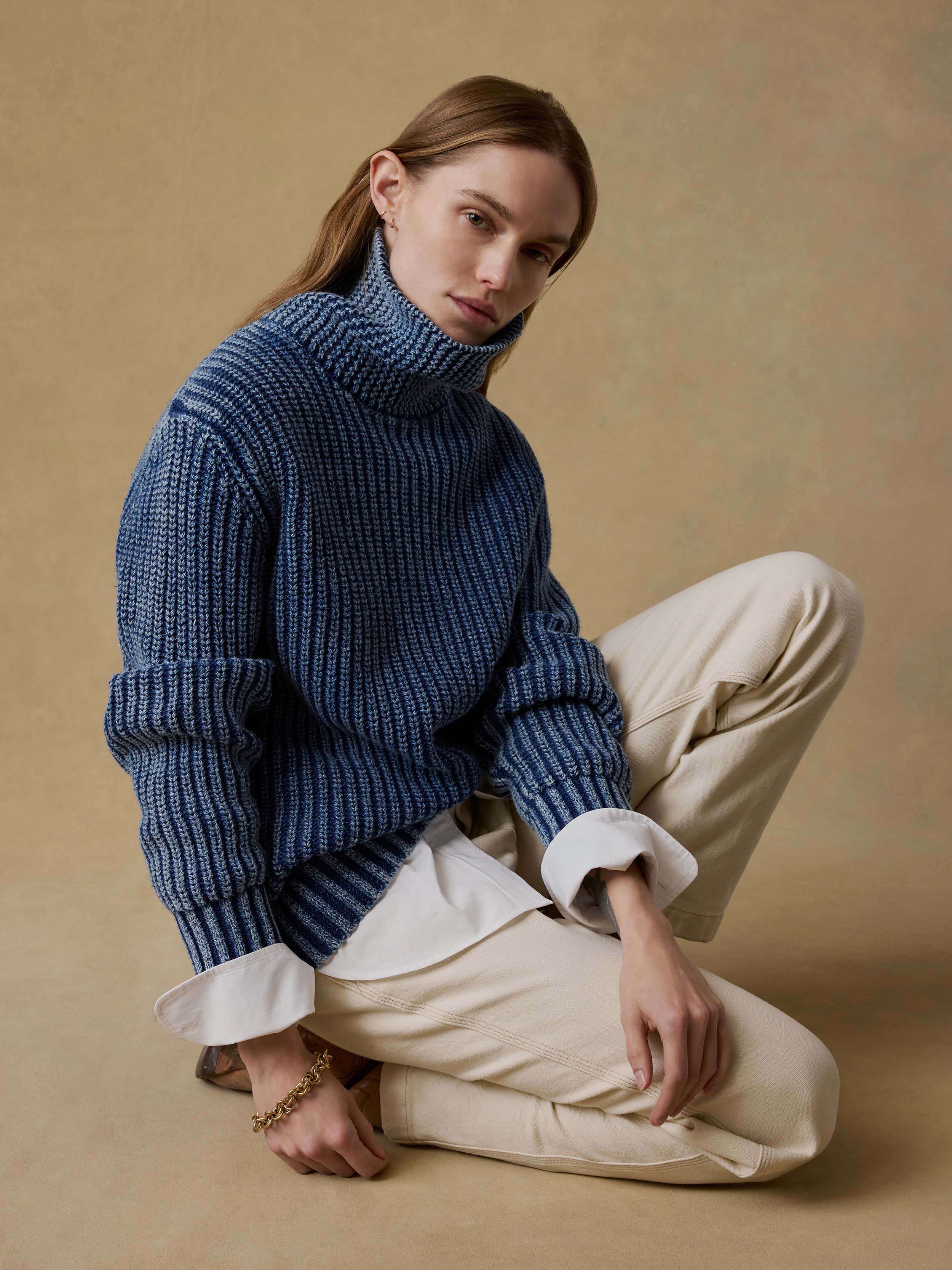 Sunwashed Cotton Oversized Turtleneck Sweater - Windcliff Indigo Wash | Faherty Brand