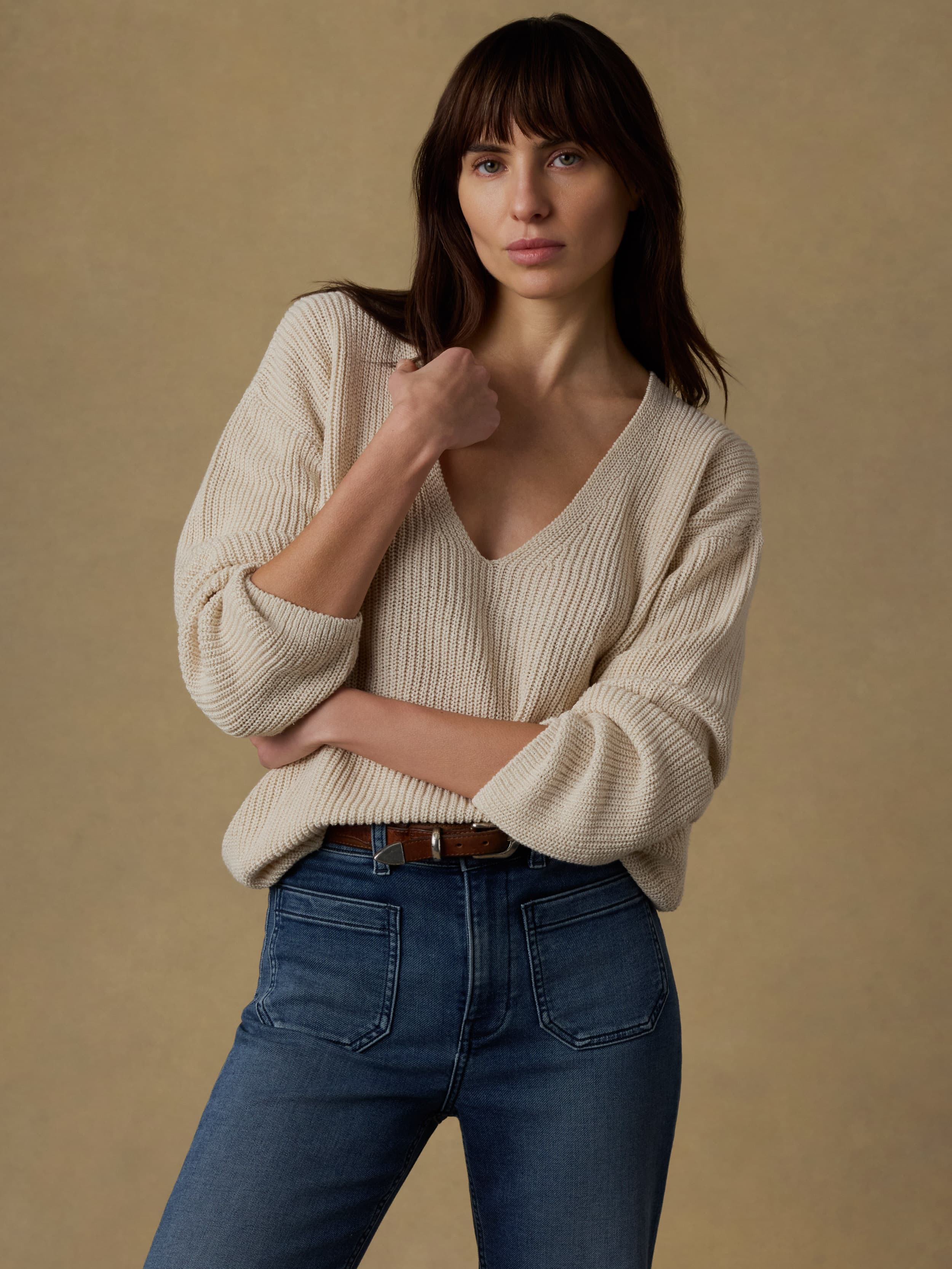 Miramar Linen Deep V Sweater - Summer Sand | Faherty Brand