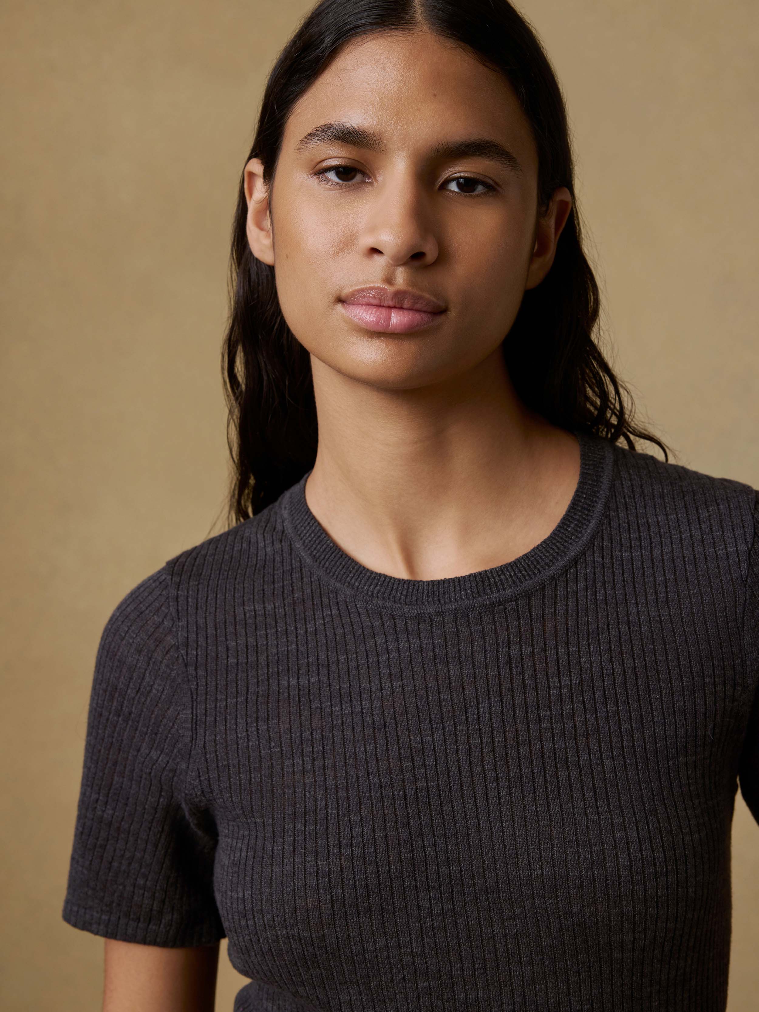 Miramar Linen Mini Rib Tee - Washed Black | Faherty Brand