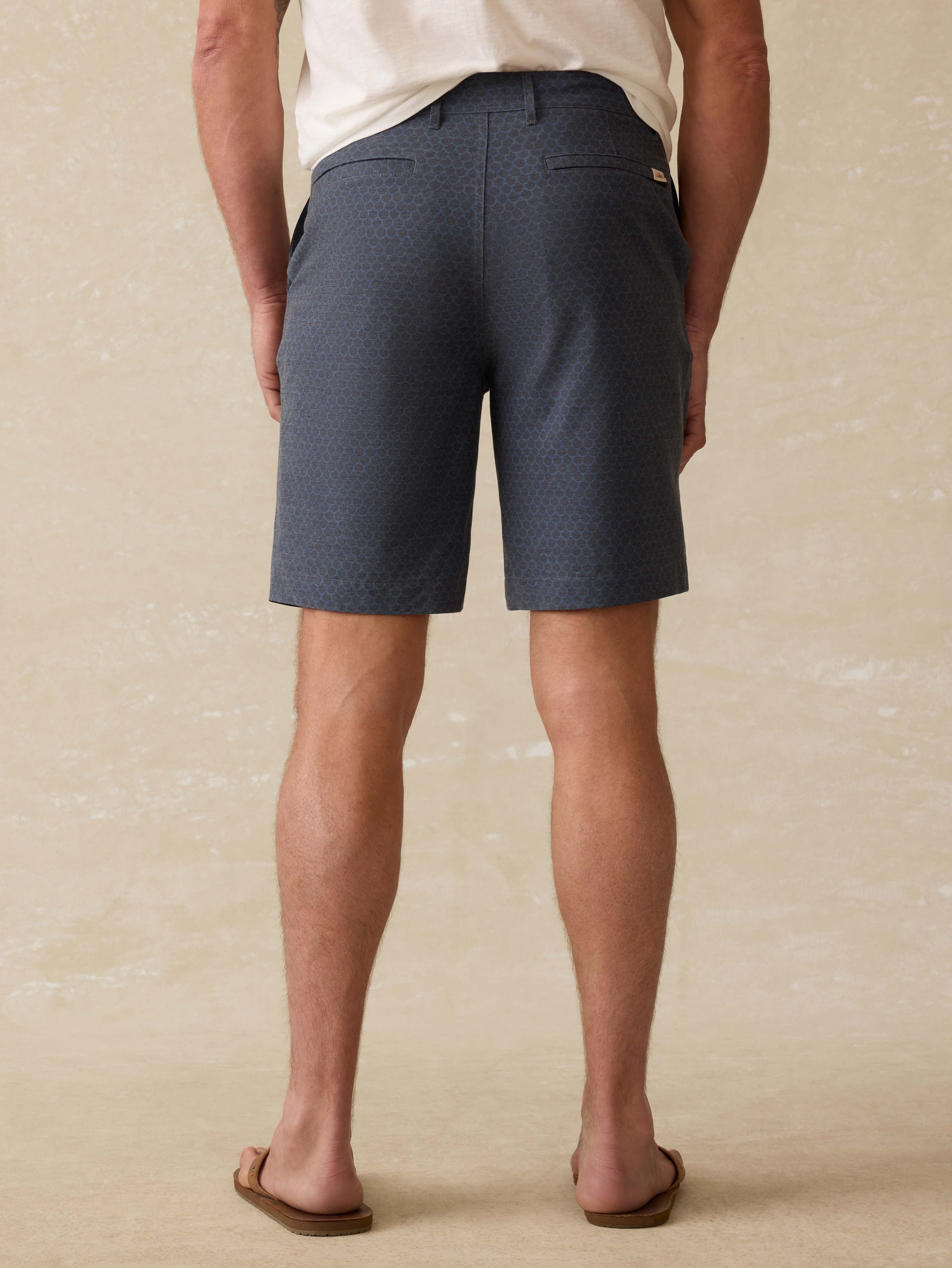 All Day™ Short (9") - Midnight Fishscale | Faherty Brand