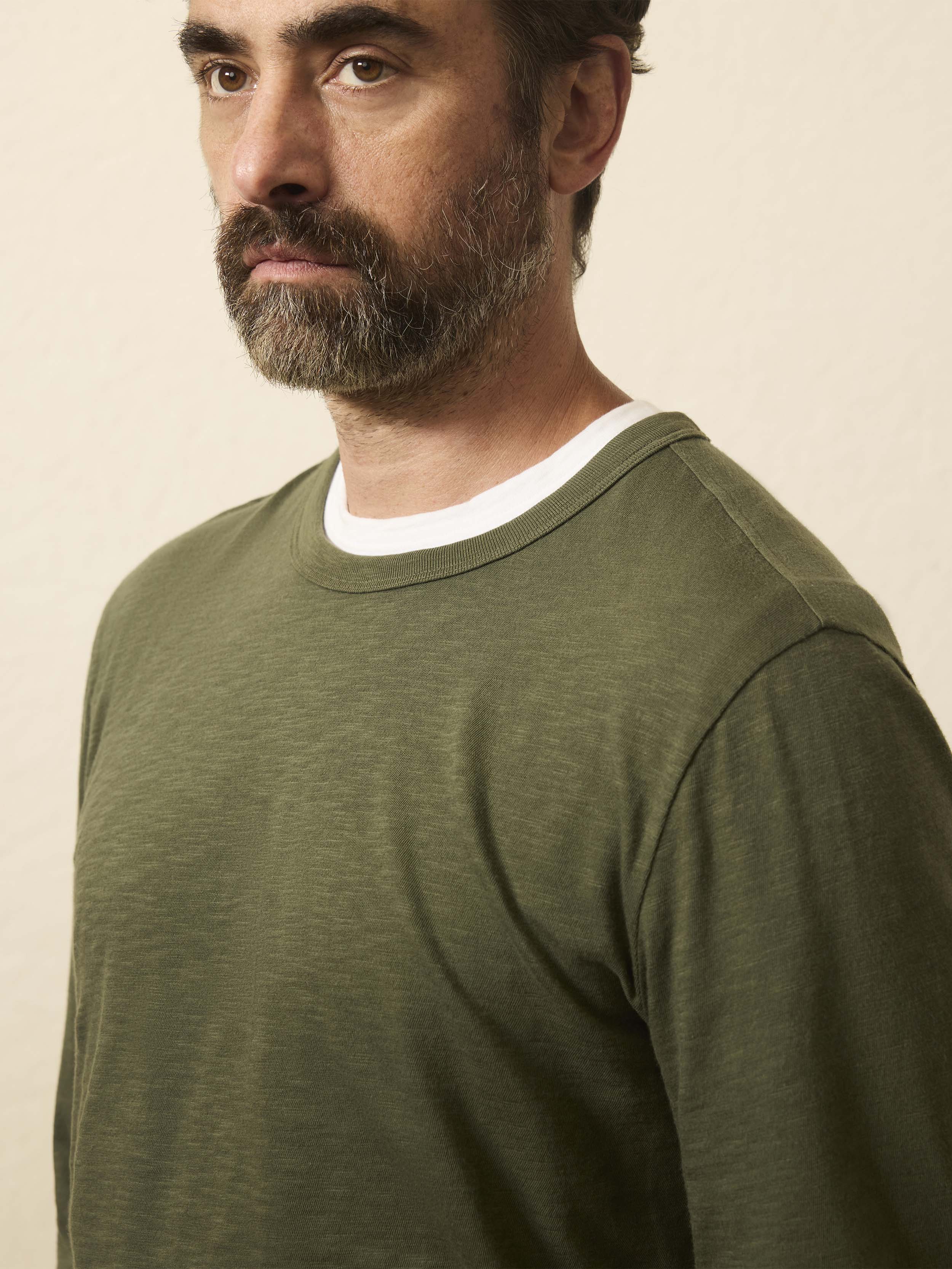 Long-Sleeve Sunwashed Tee - Fall Evergreen | Faherty Brand