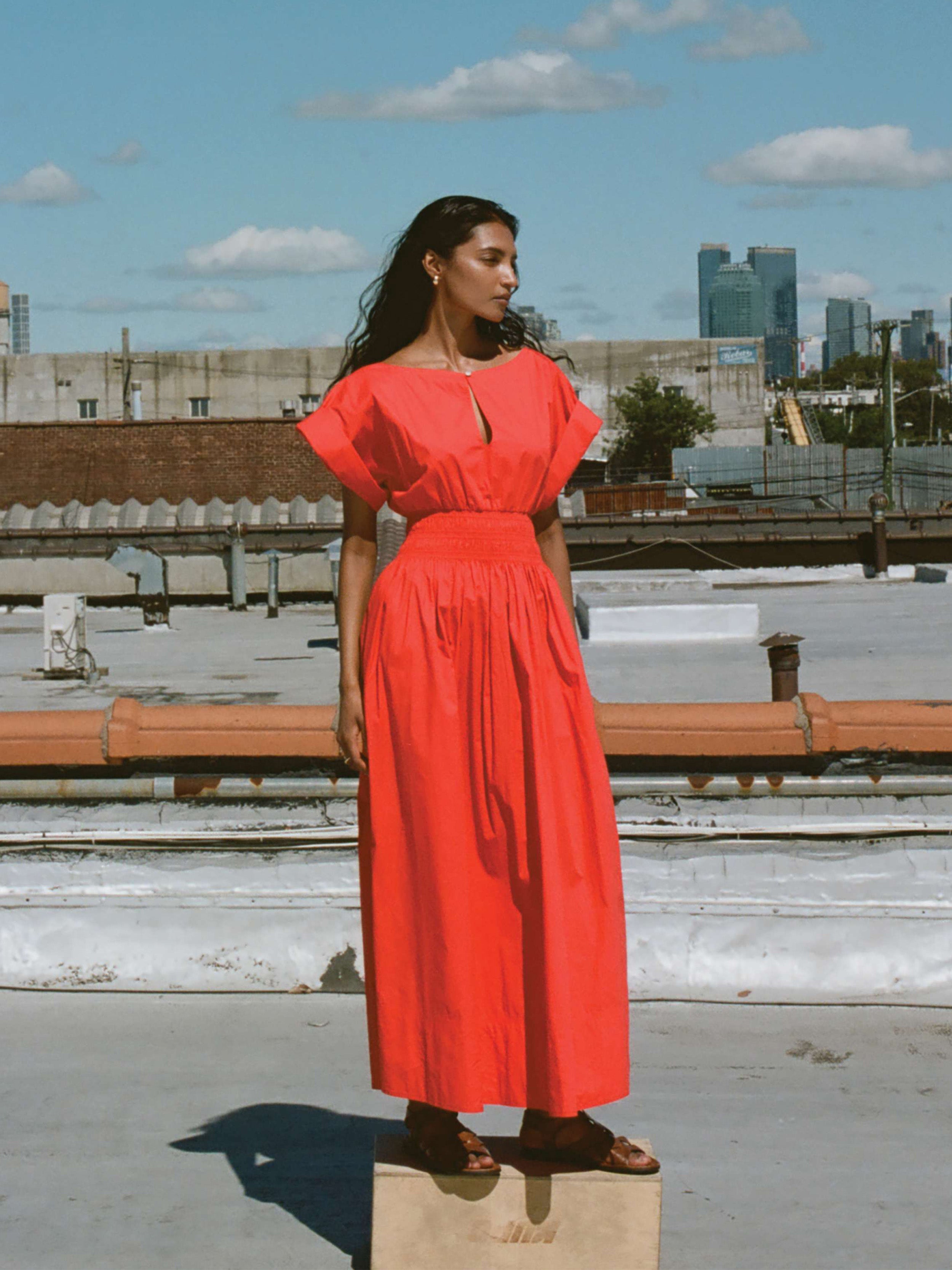 Coastal Poplin Elia Smocked Dress - Poppy Red | Faherty Brand