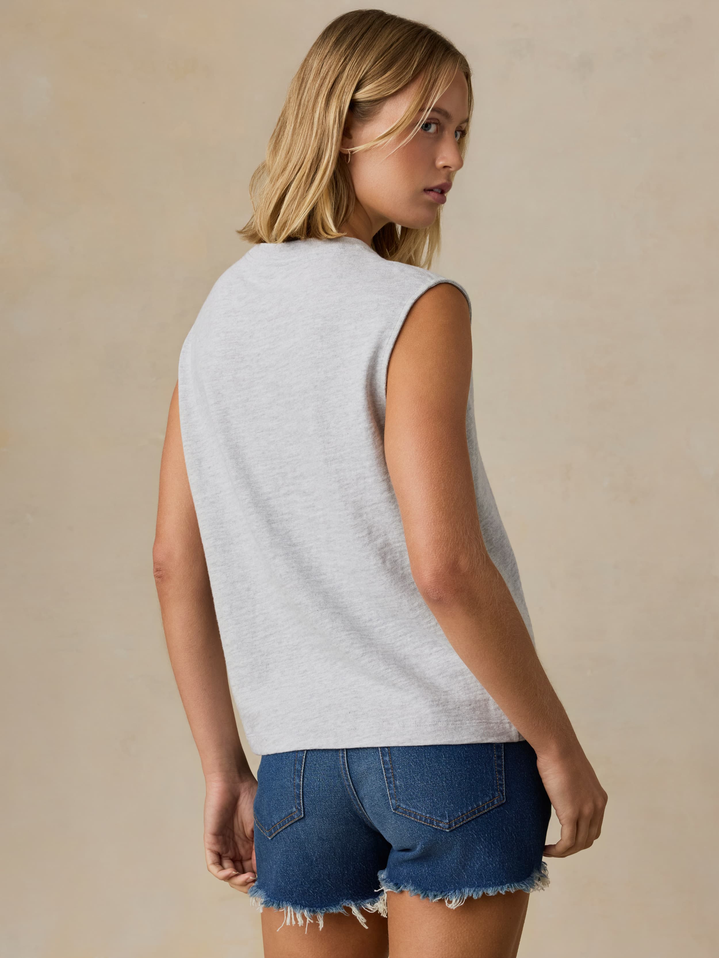 Sunwashed Slub Muscle Tank - Light Grey Heather | Faherty Brand
