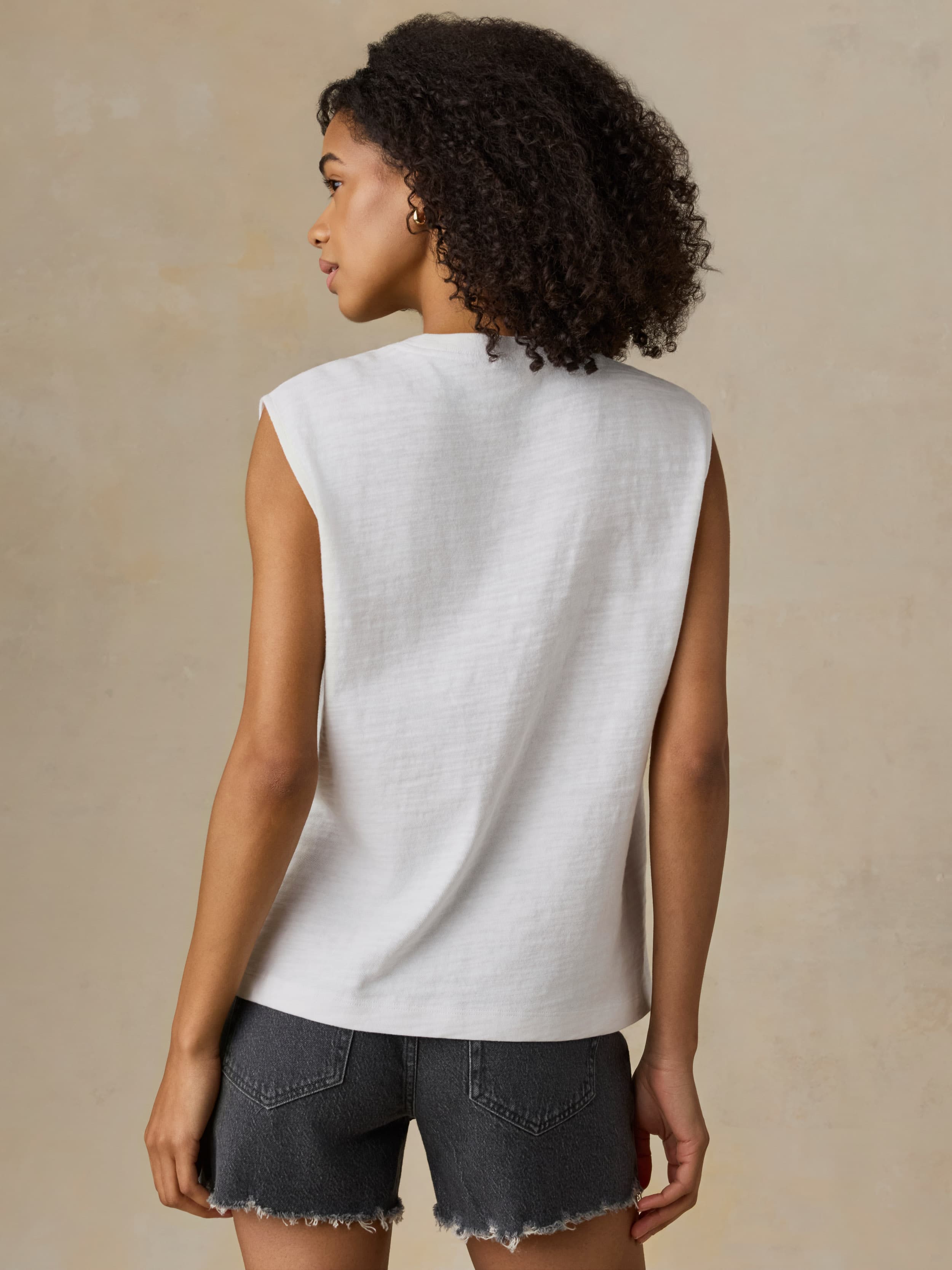 Sunwashed Slub Muscle Tank - White | Faherty Brand