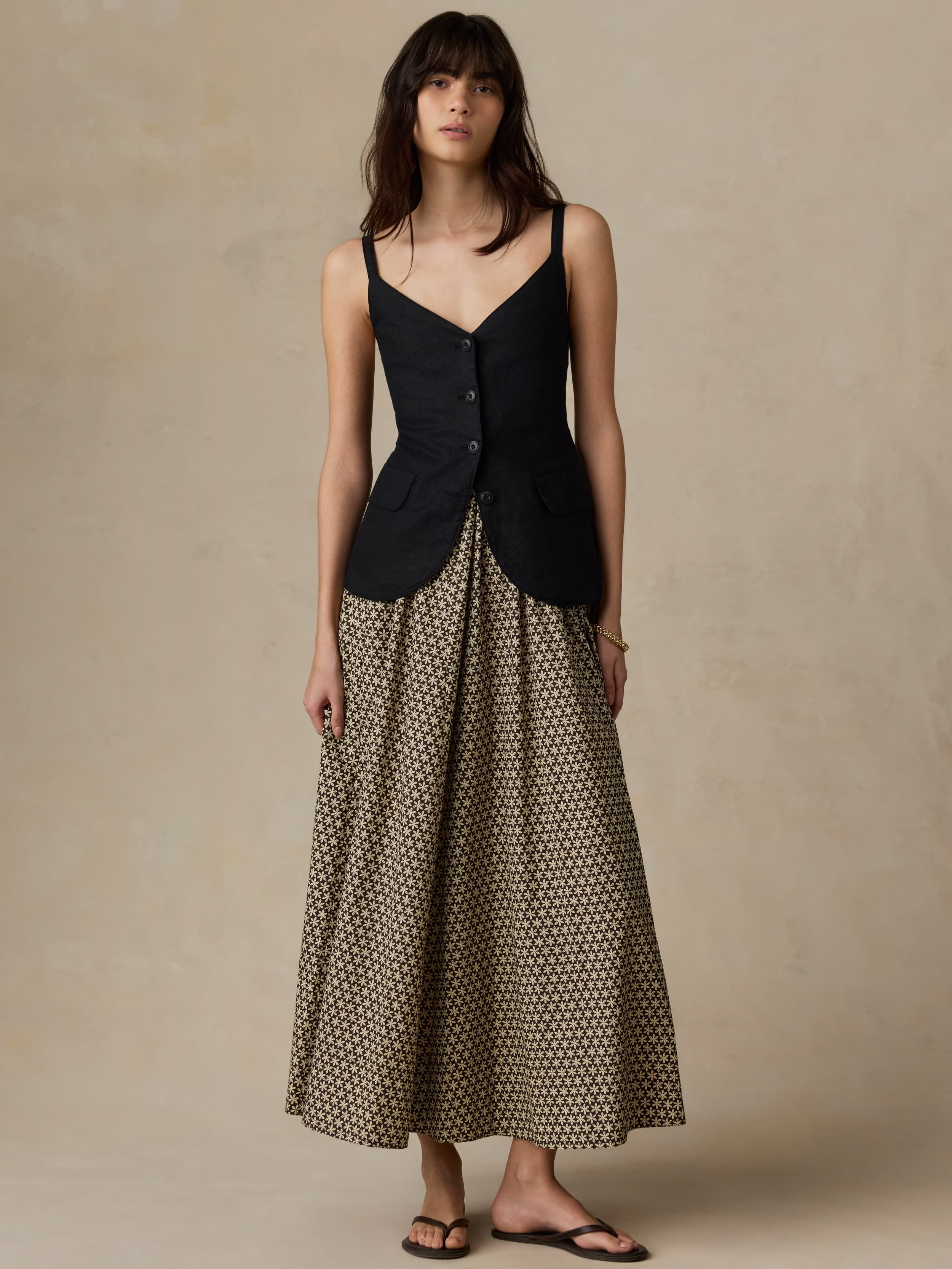 Sun Strider Milo Vest - Black | Faherty Brand