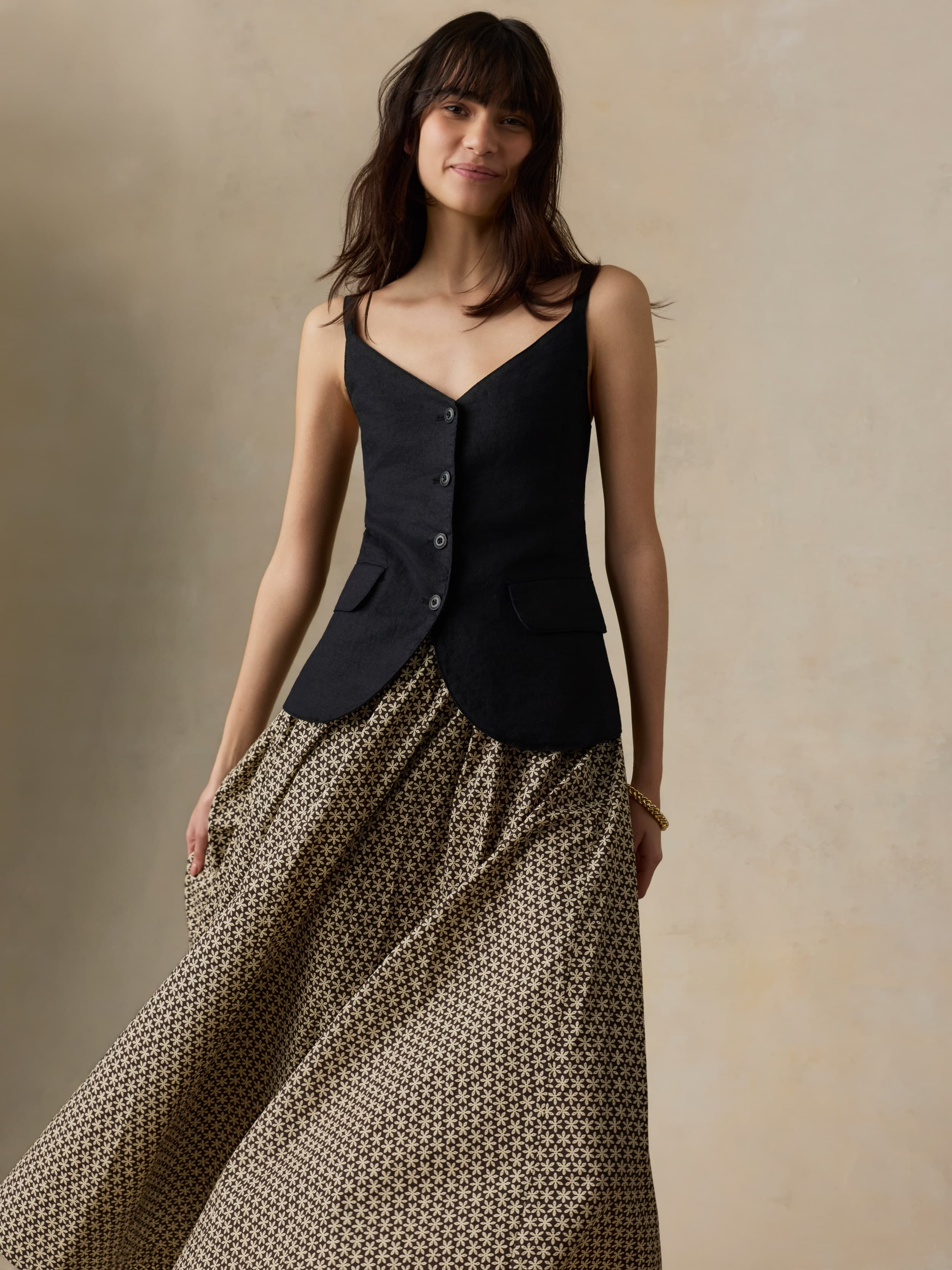 Sun Strider Milo Vest - Black | Faherty Brand