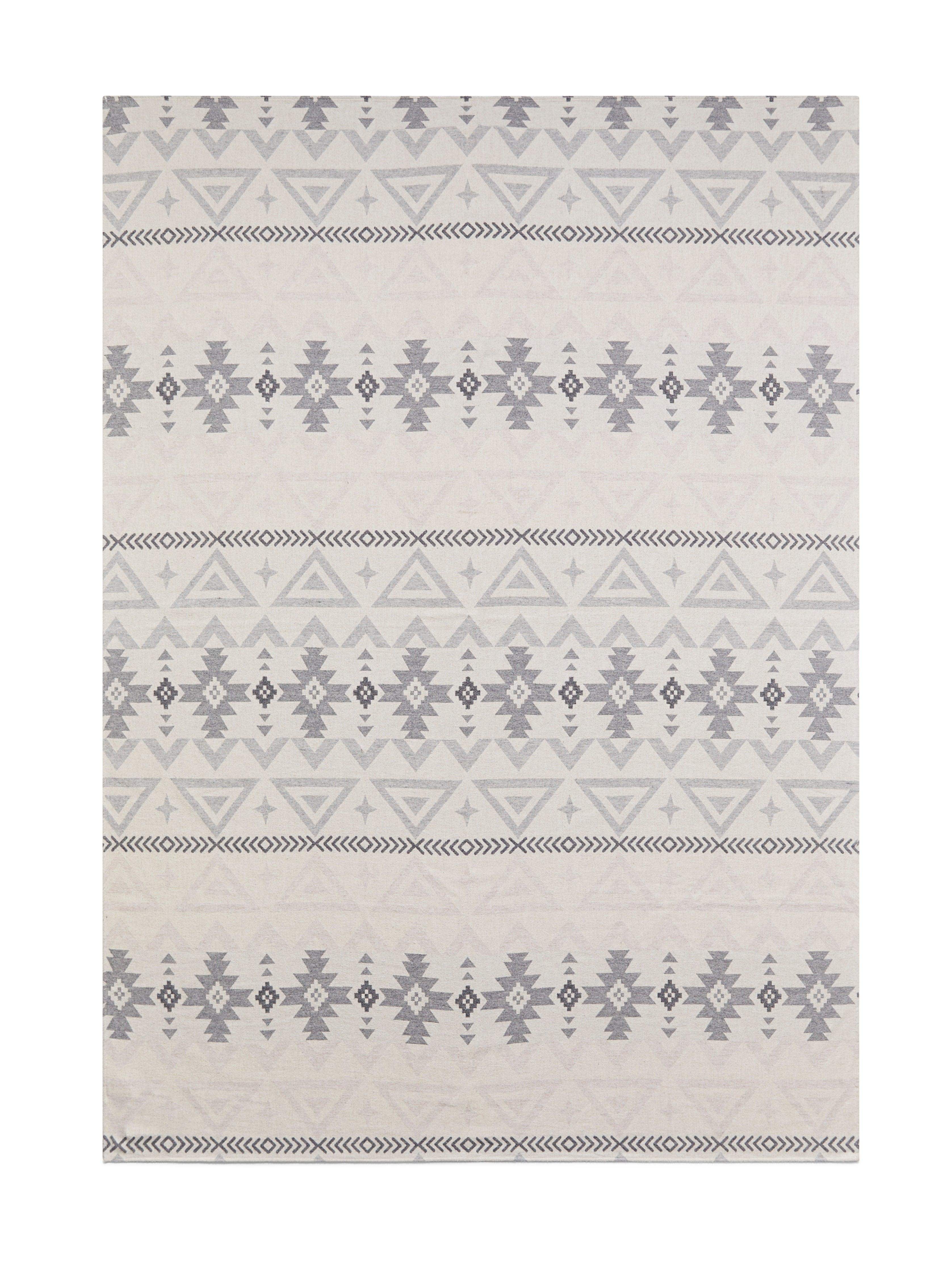 Doug Good Feather Adirondack Blanket - Ivory North Star | Faherty Brand