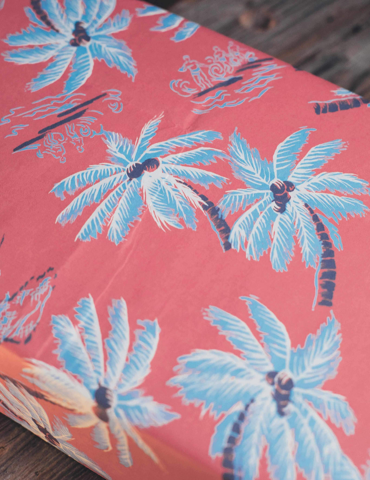 Gift Wrap - Fishscale Hawaiian, image 2 of 3
